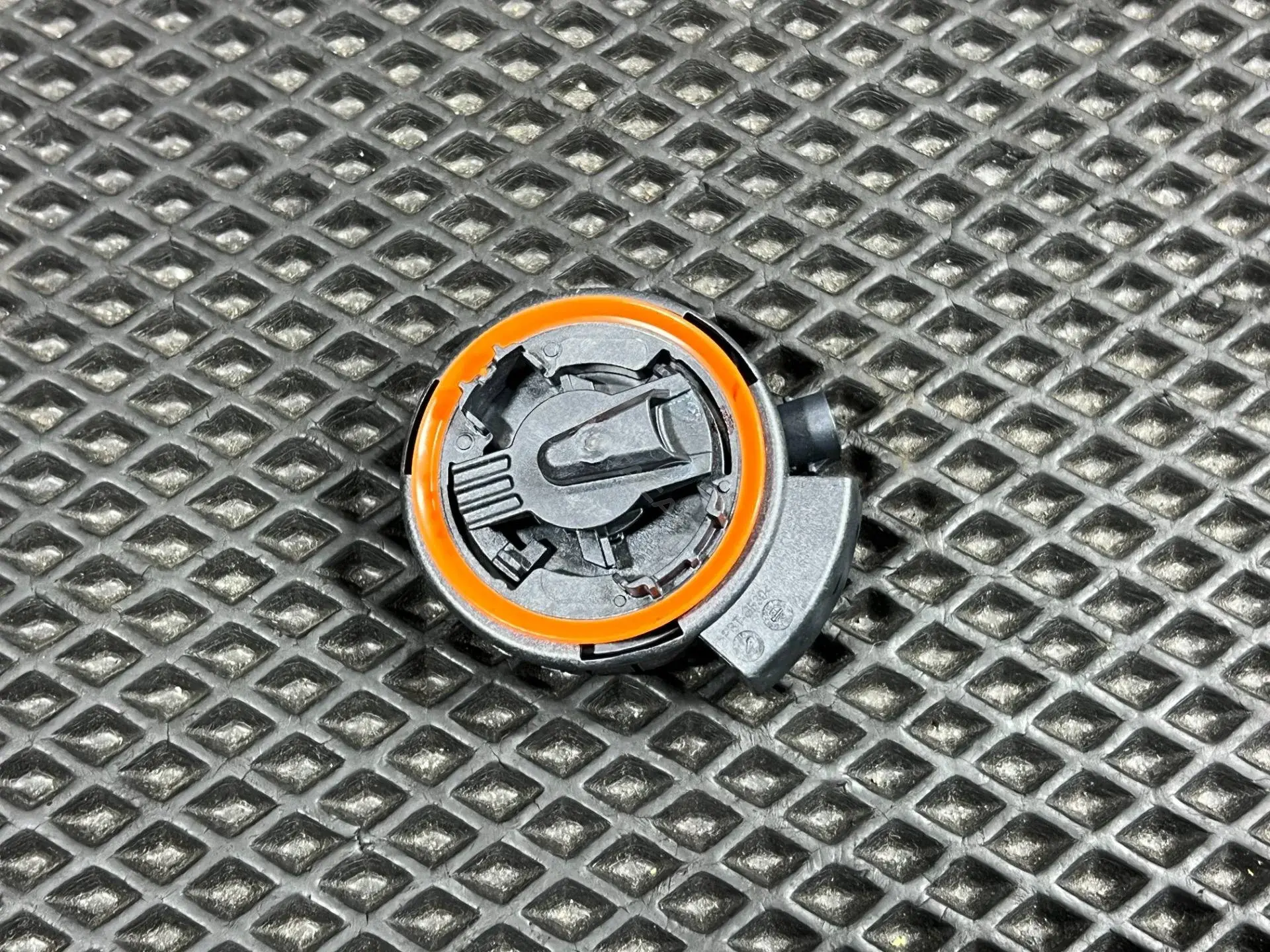 Датчик удара JX7T-14C676-AA