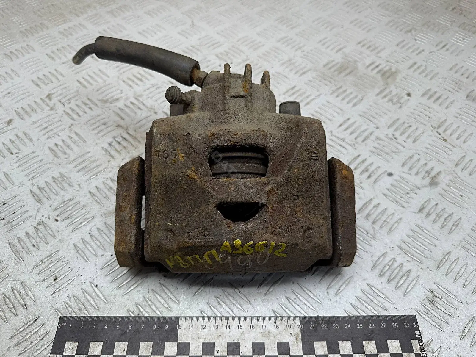 Суппорт тормозной 0986135259, 1651755380, 4400T5