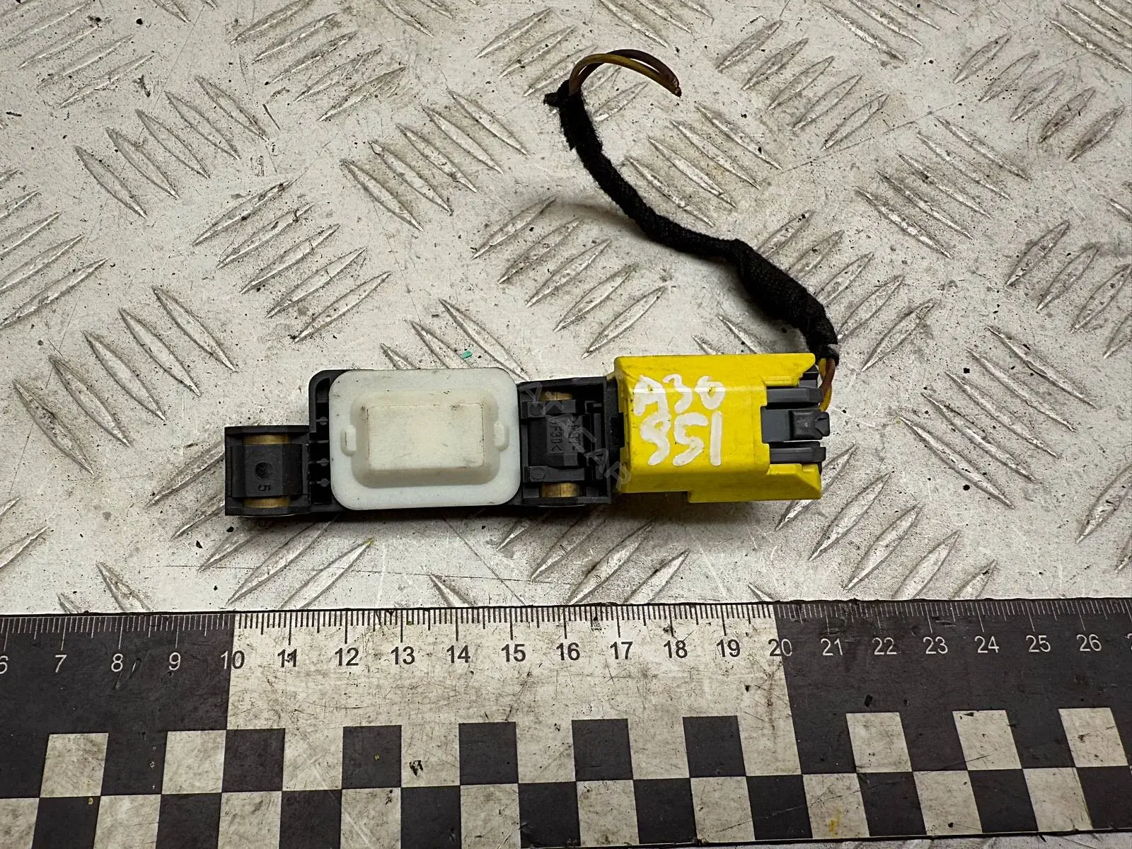Датчик удара 4B0959643C, 4B0959643E, V10720876