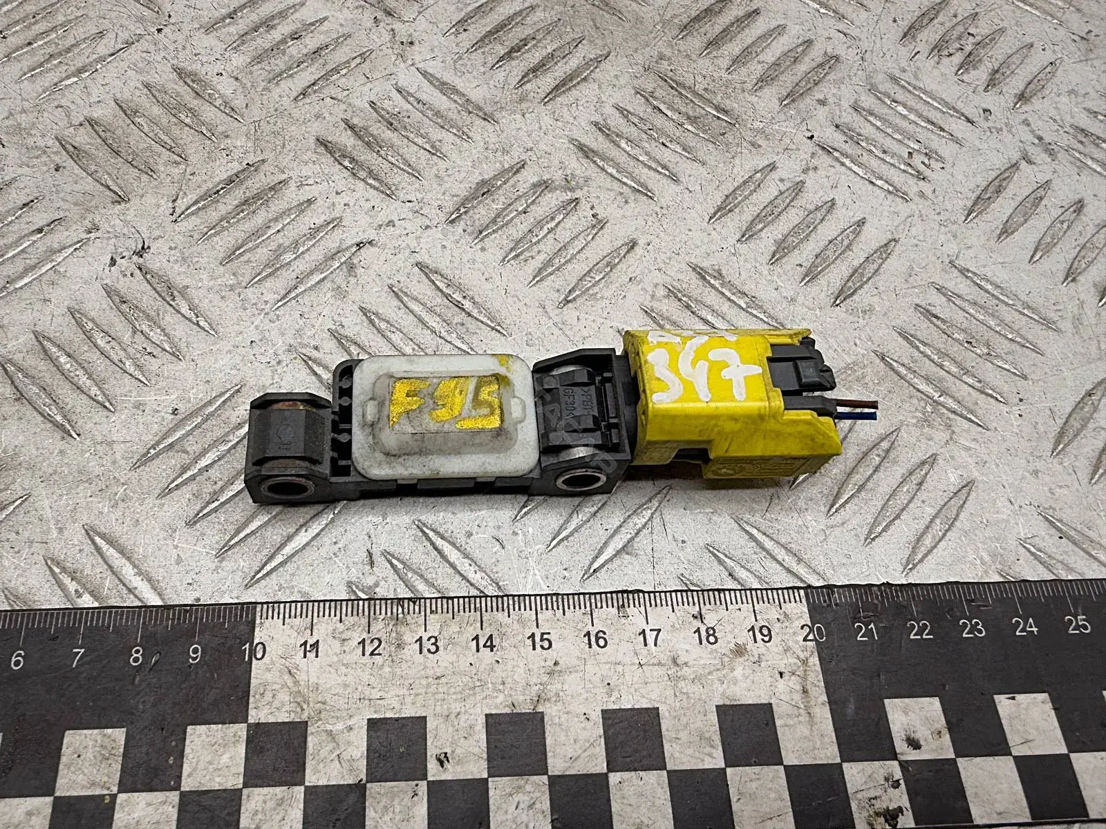 Датчик удара 7L0909606A, 7L0909606D, BOR7L0909606D