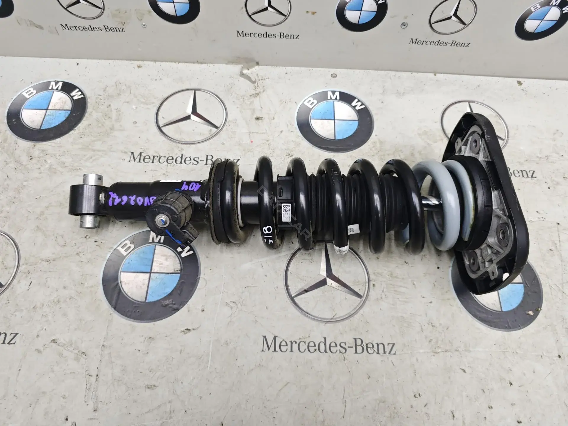 Стойка задняя 5A3AE96, 8859462