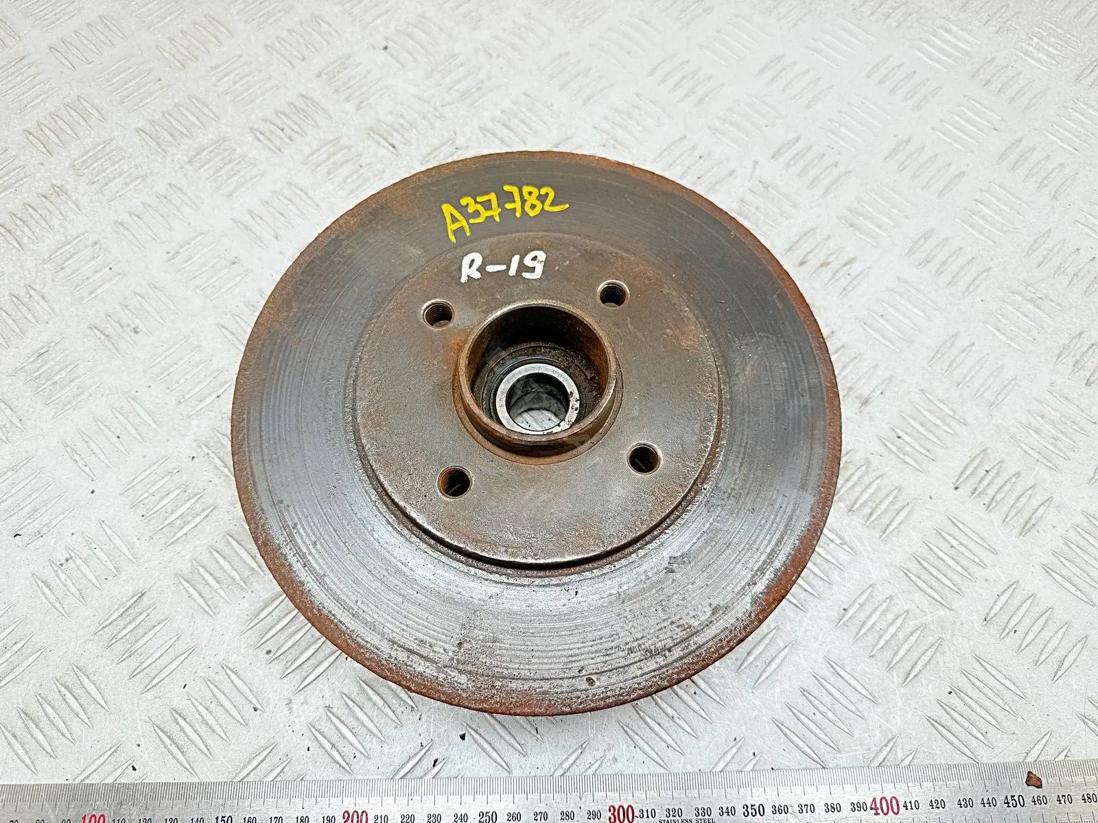 Ступица колеса P15436663
