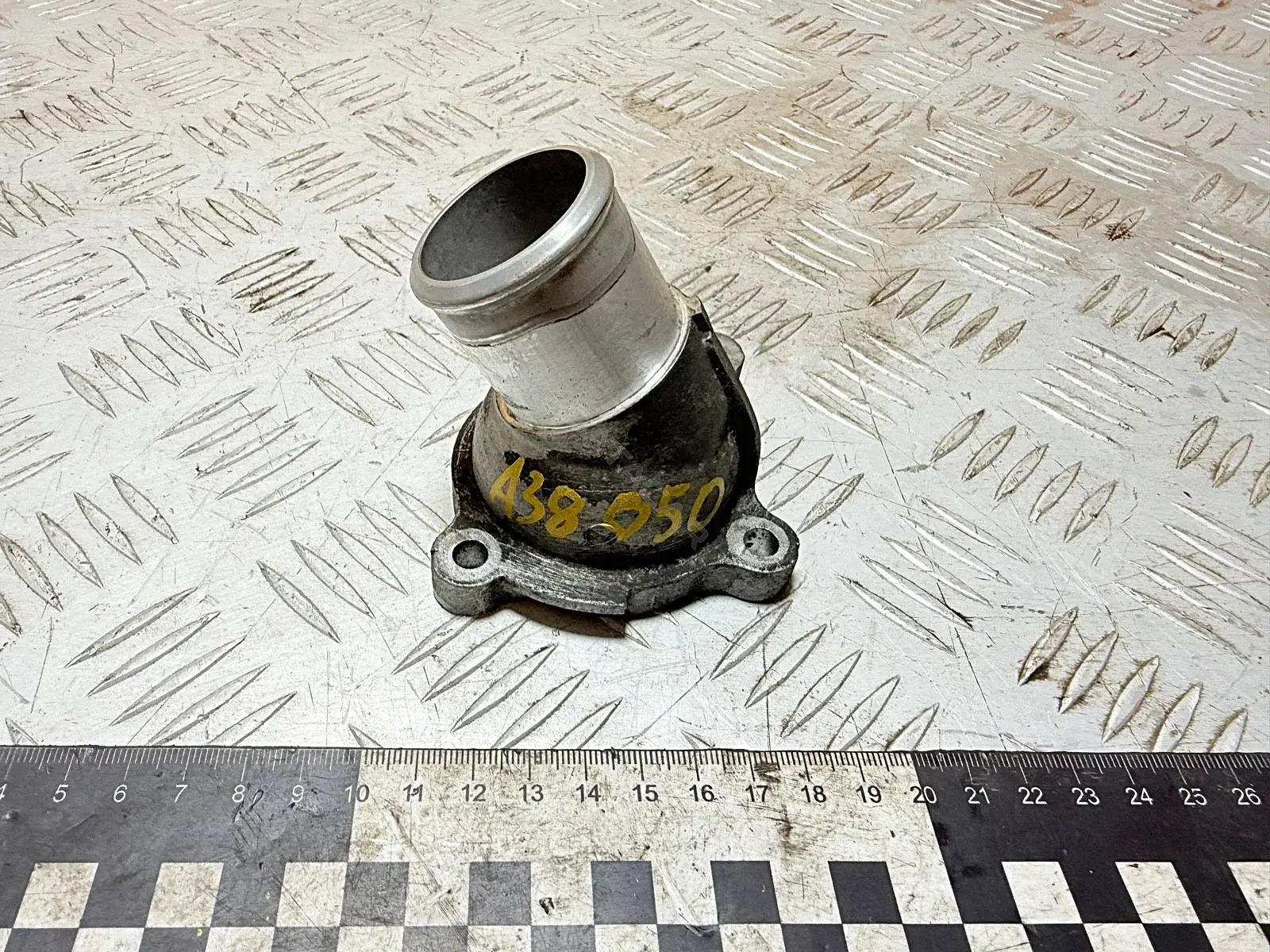 Фланец охлаждающей жидкости 163210R011