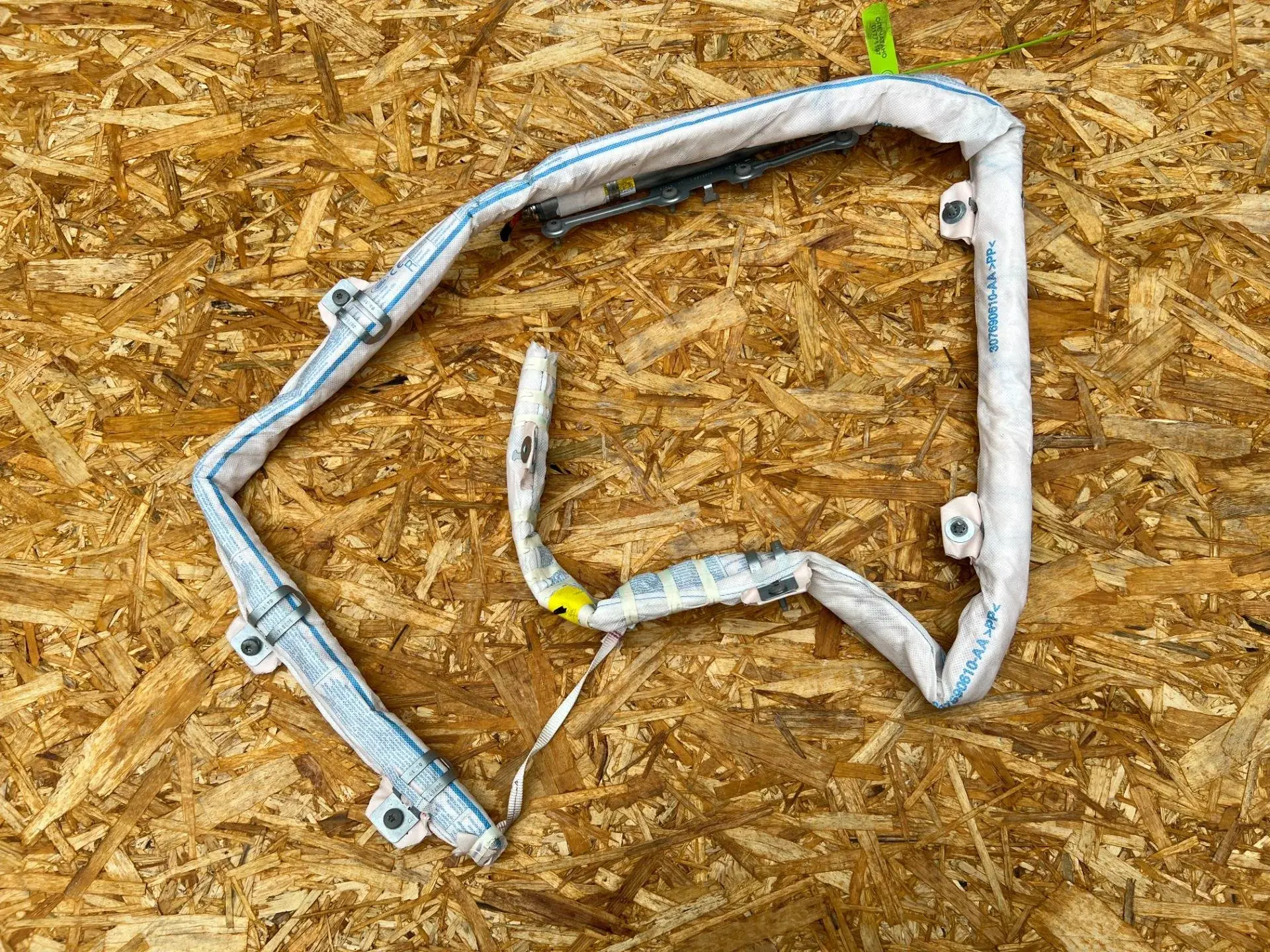 Подушка безопасности DK6214K159AD, LR043056