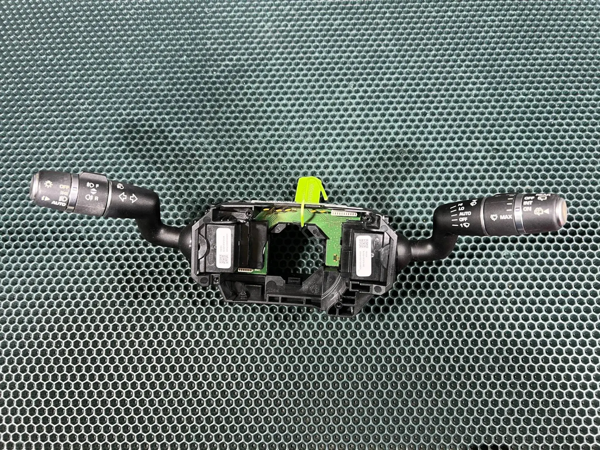 Переключатель подрулевой BJ323F972DB, BJ323F973BB, DPLA-13N064-MA