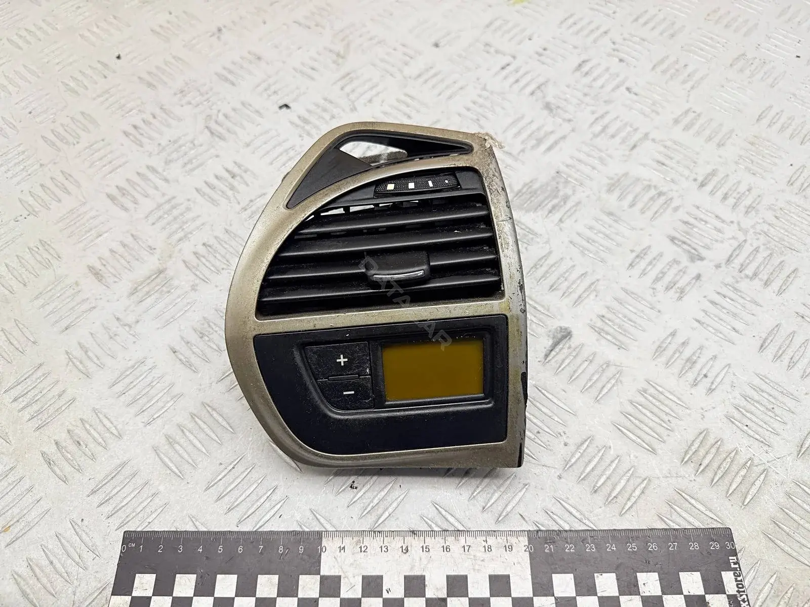 Дефлектор обдува салона 9650868877, 96817862CL
