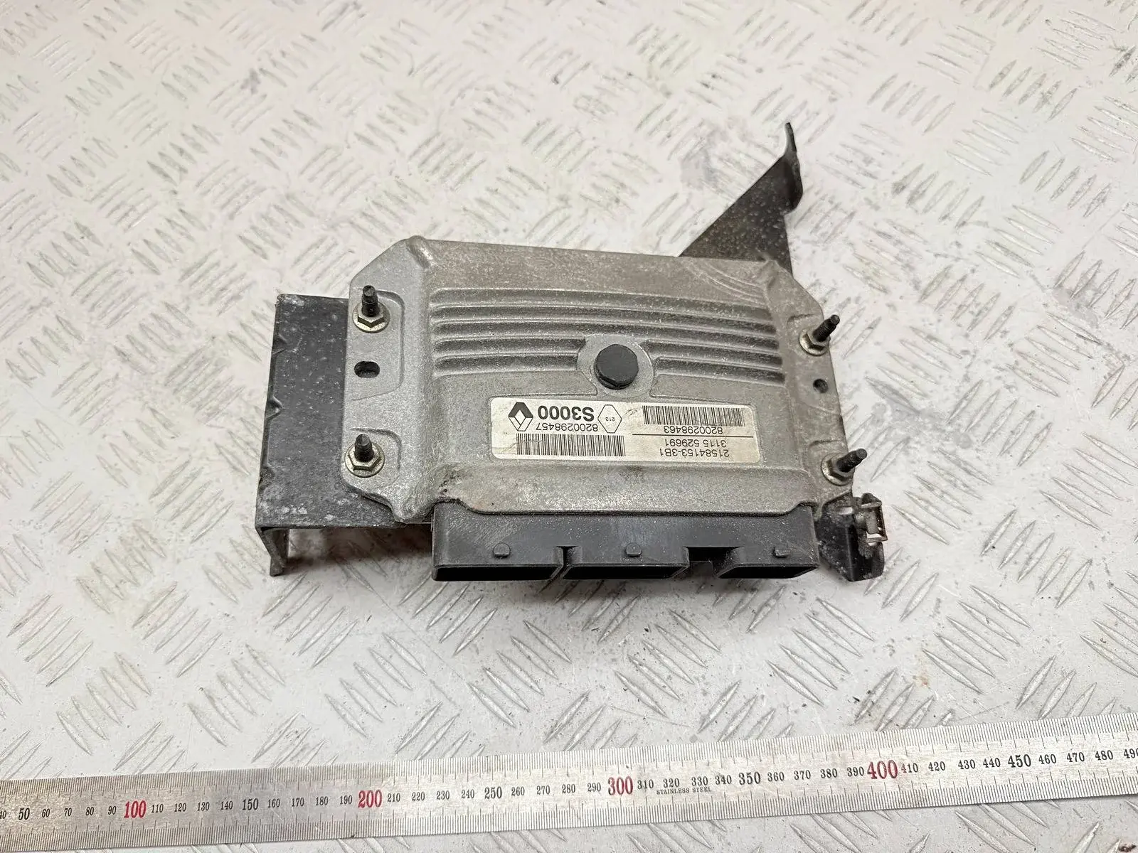 Блок управления двигателем 215841533B1, 8200298457