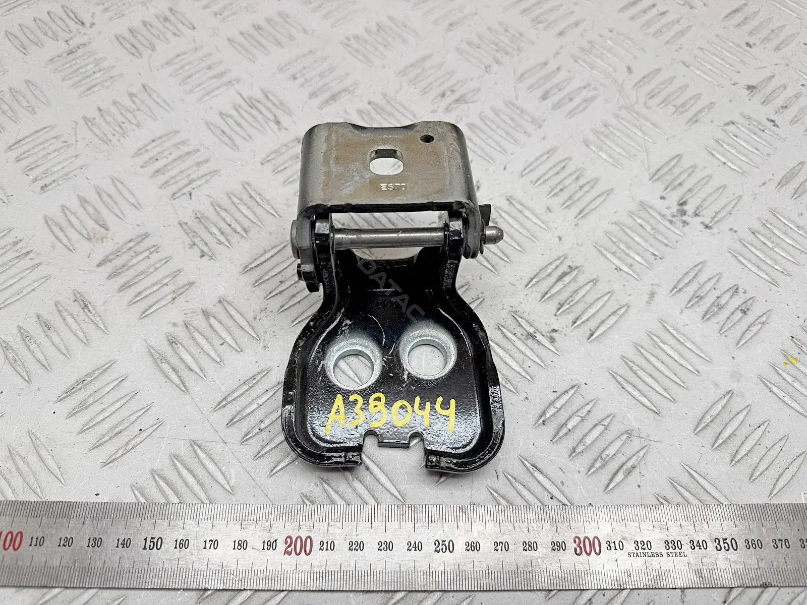 Петля двери 9035AW