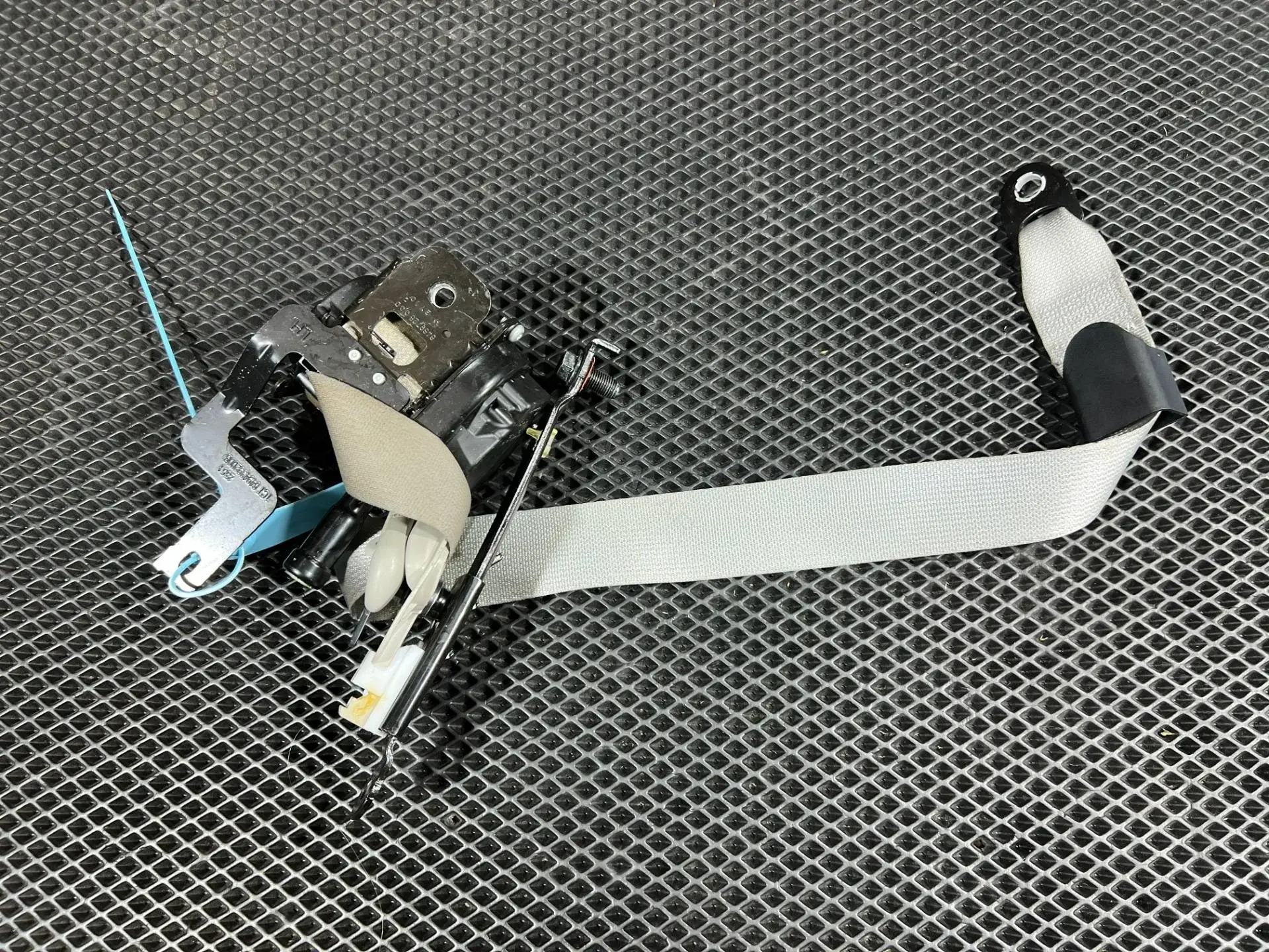 Ремень безопасности 88810R5500GYT