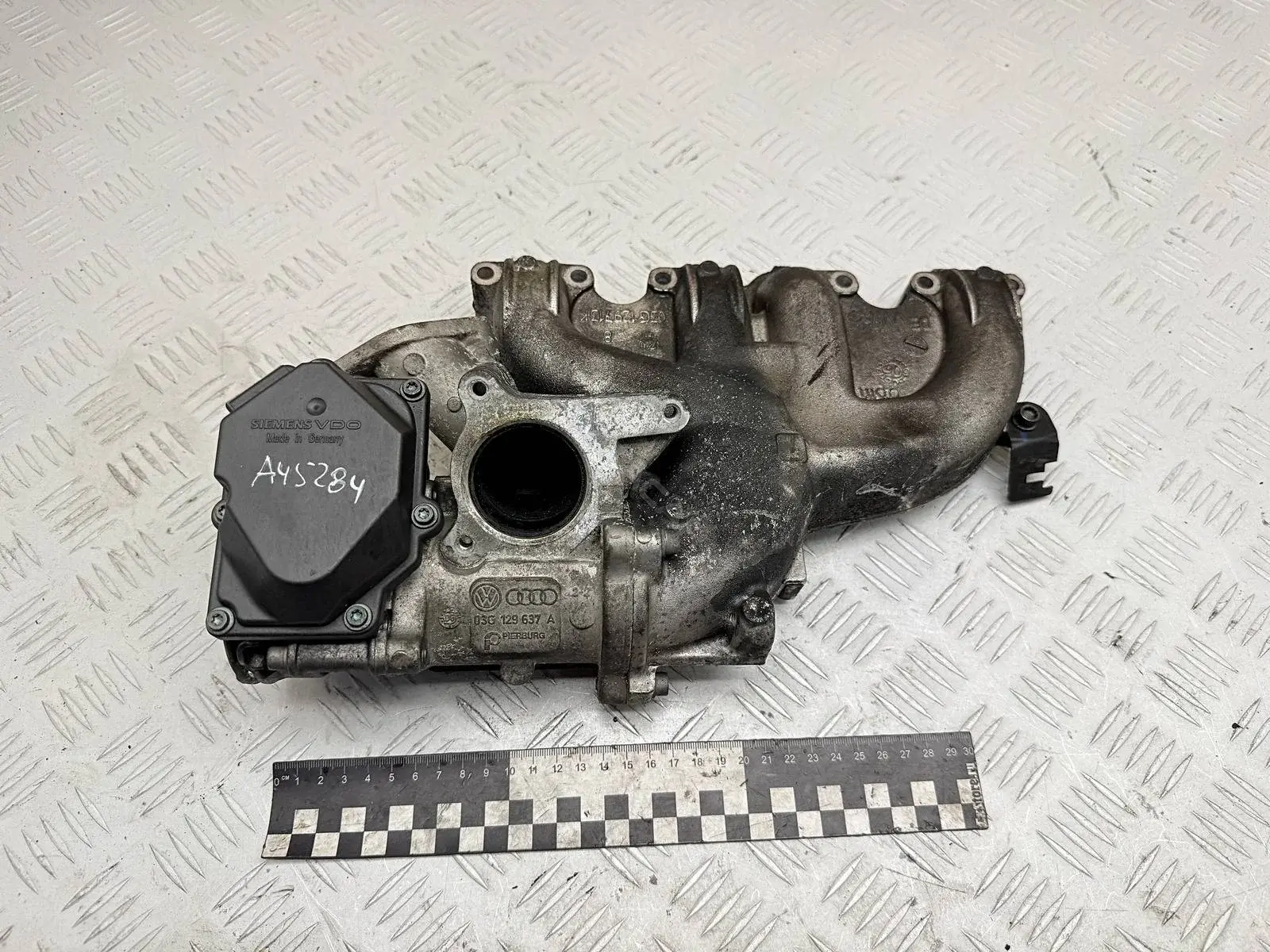 Дроссельная заслонка 03G128063A, 03G129637A, 03G129713K
