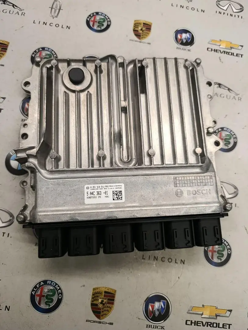 Блок управления двигателем 0261S105VU, 5A4C363