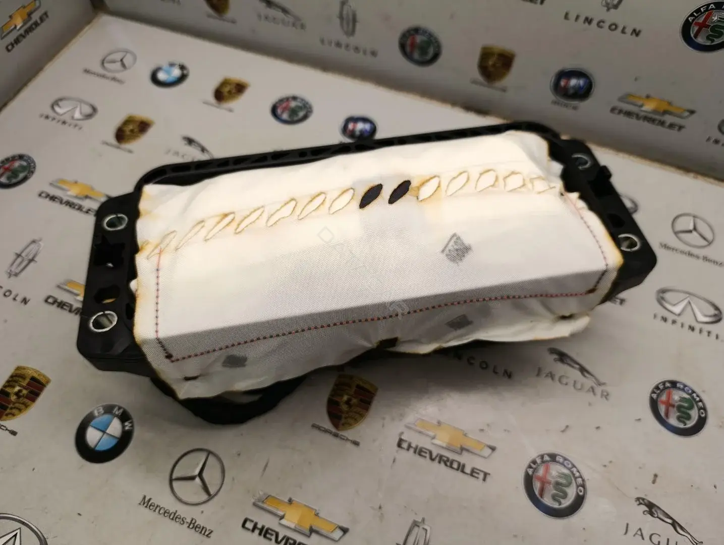 Подушка безопасности 3CM880204D