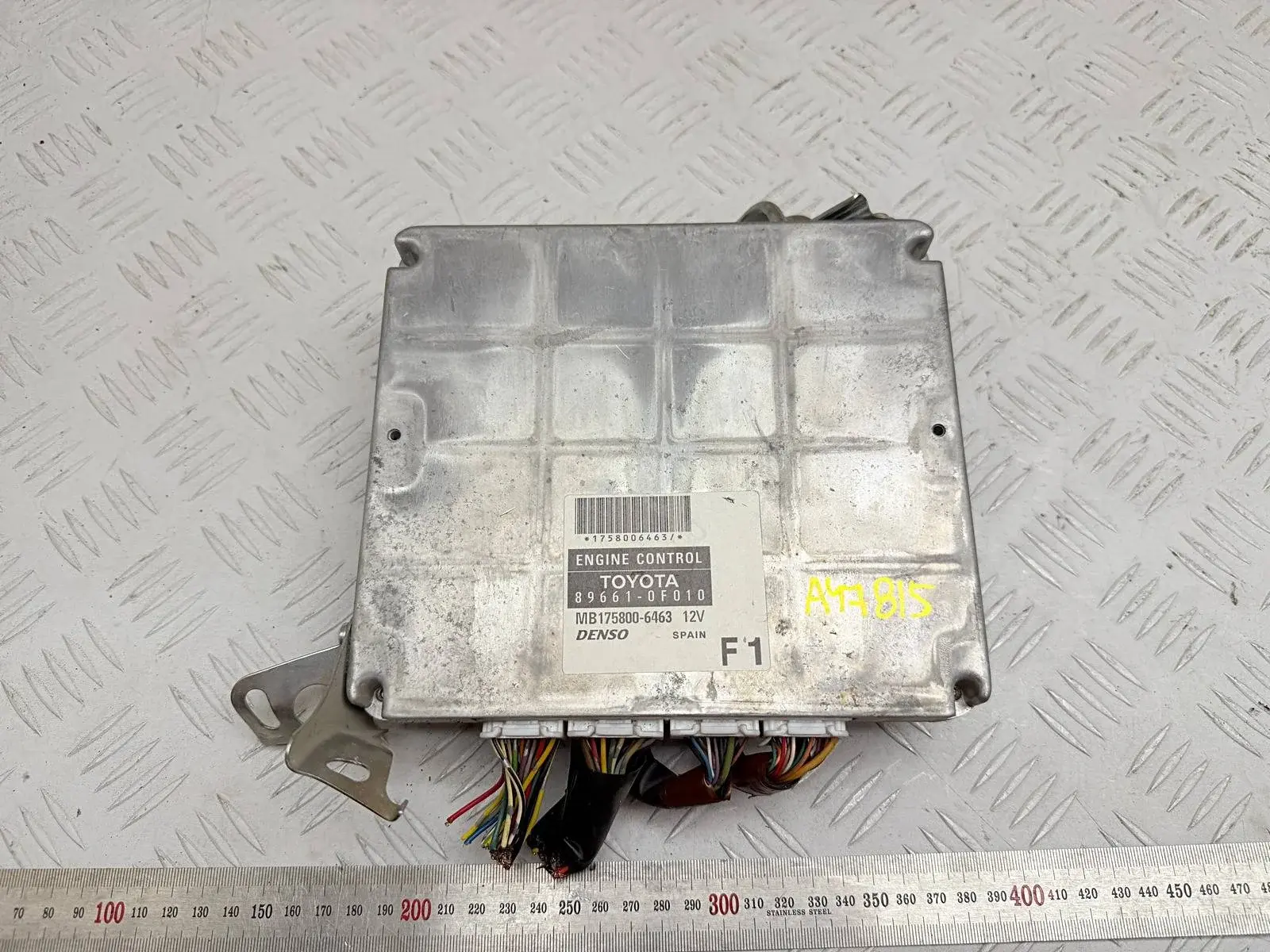 Блок управления двигателем 896610F010, MB1758006463