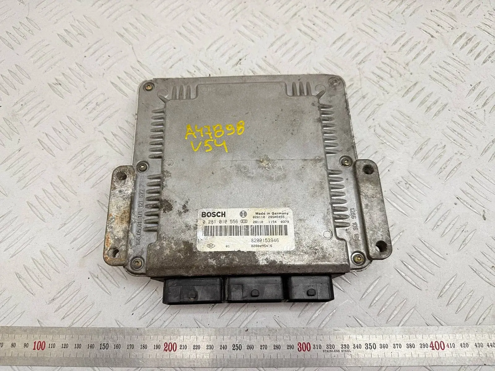 Блок управления двигателем 0281010556, 8200095416, 8200153946