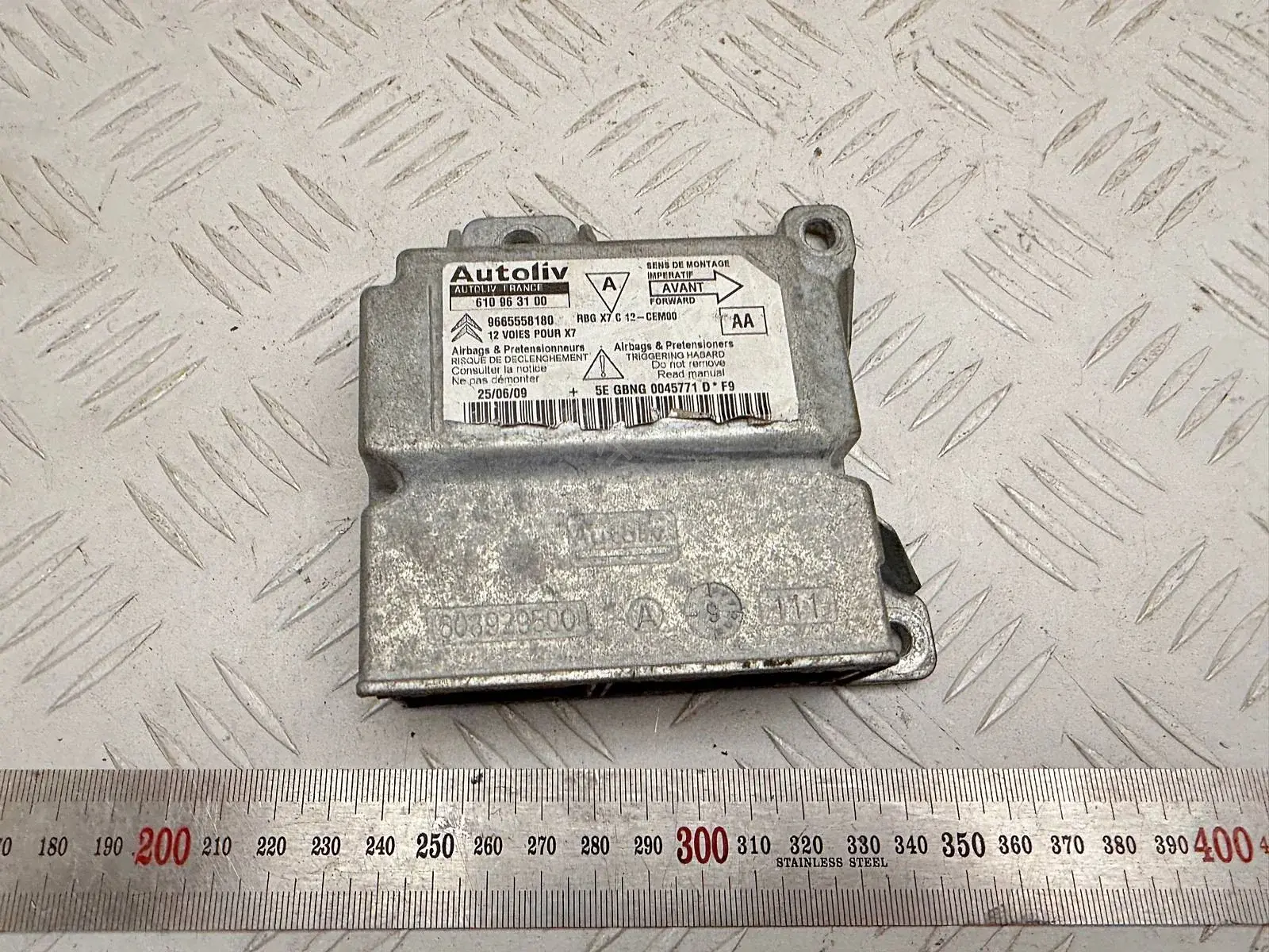 Блок управления подушками безопасности 610963100, 9665558180