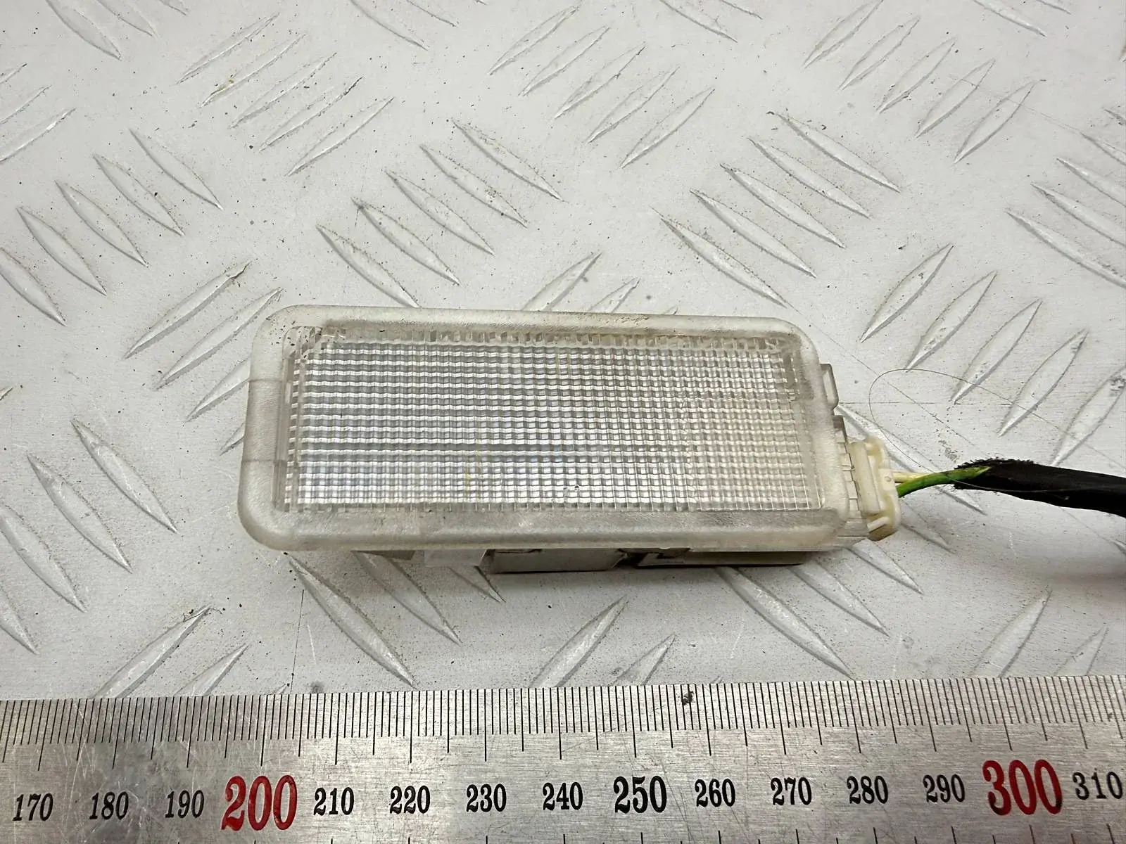 Плафон освещения салона 6362N6, PA6MX30