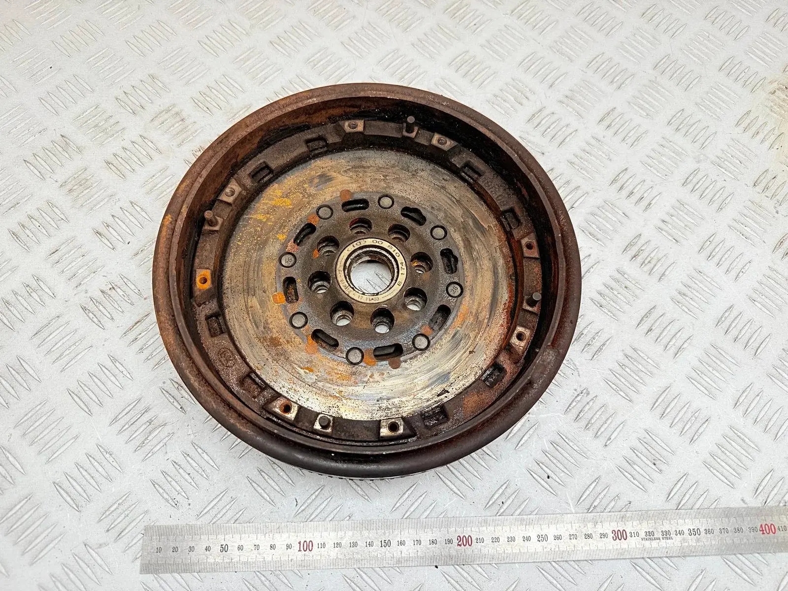 Маховик A2660300605, B17401800