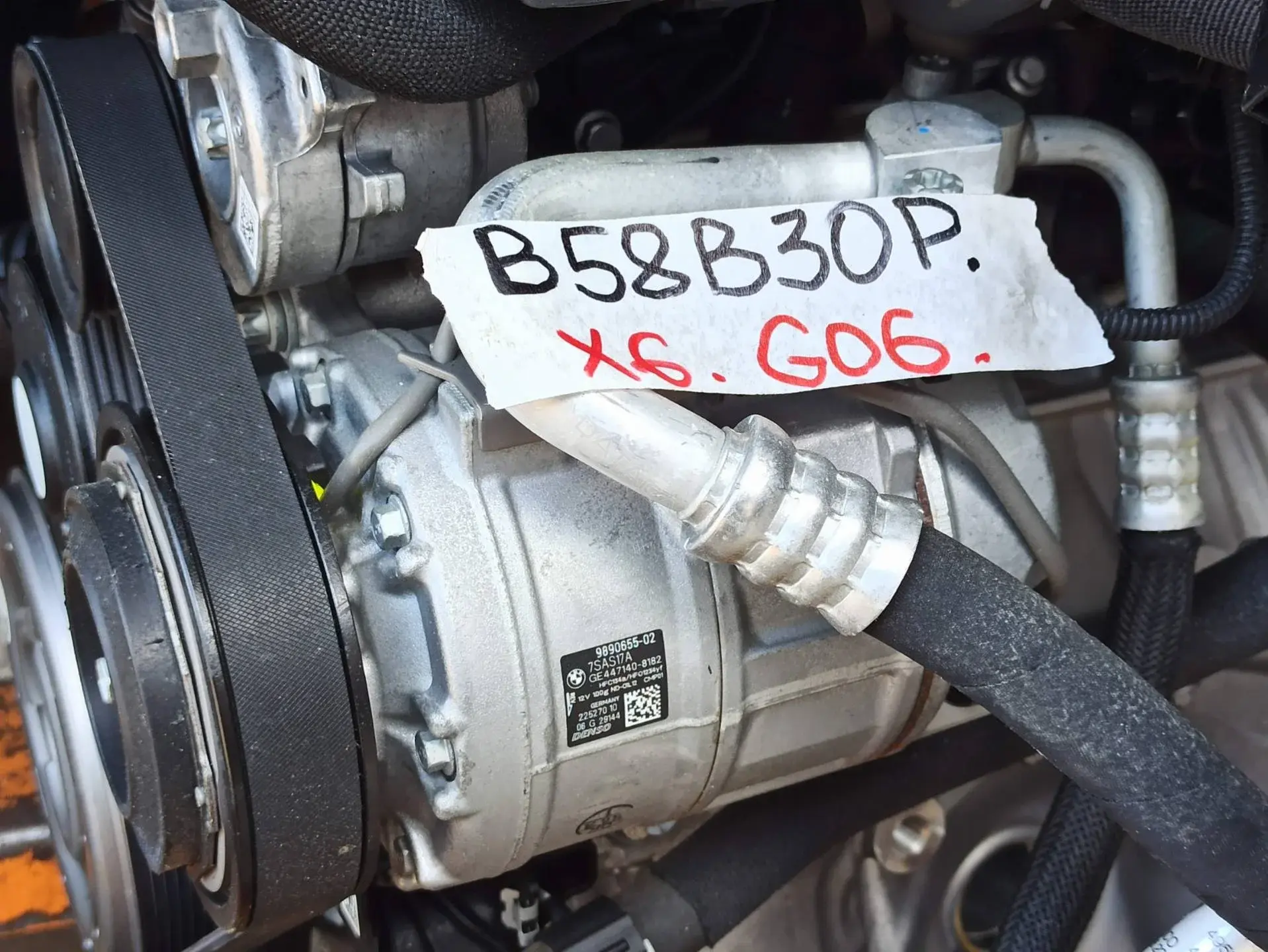 Компрессор кондиционера 9890655