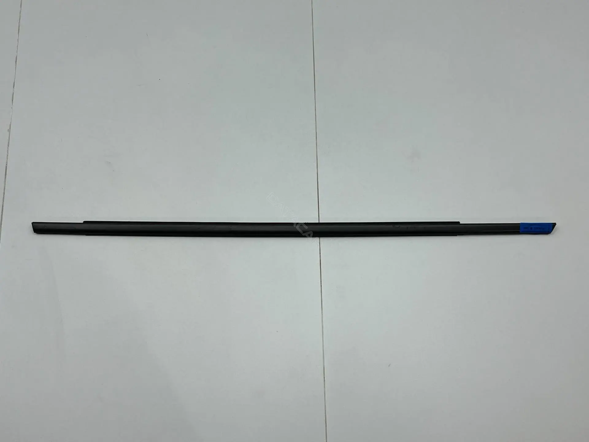 Молдинг двери 83220L3000
