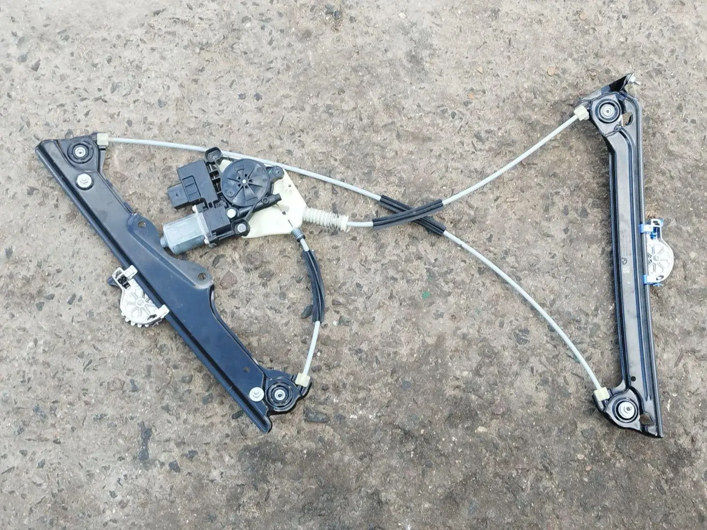 Стеклоподъемник 5A44095, 5A52EE1