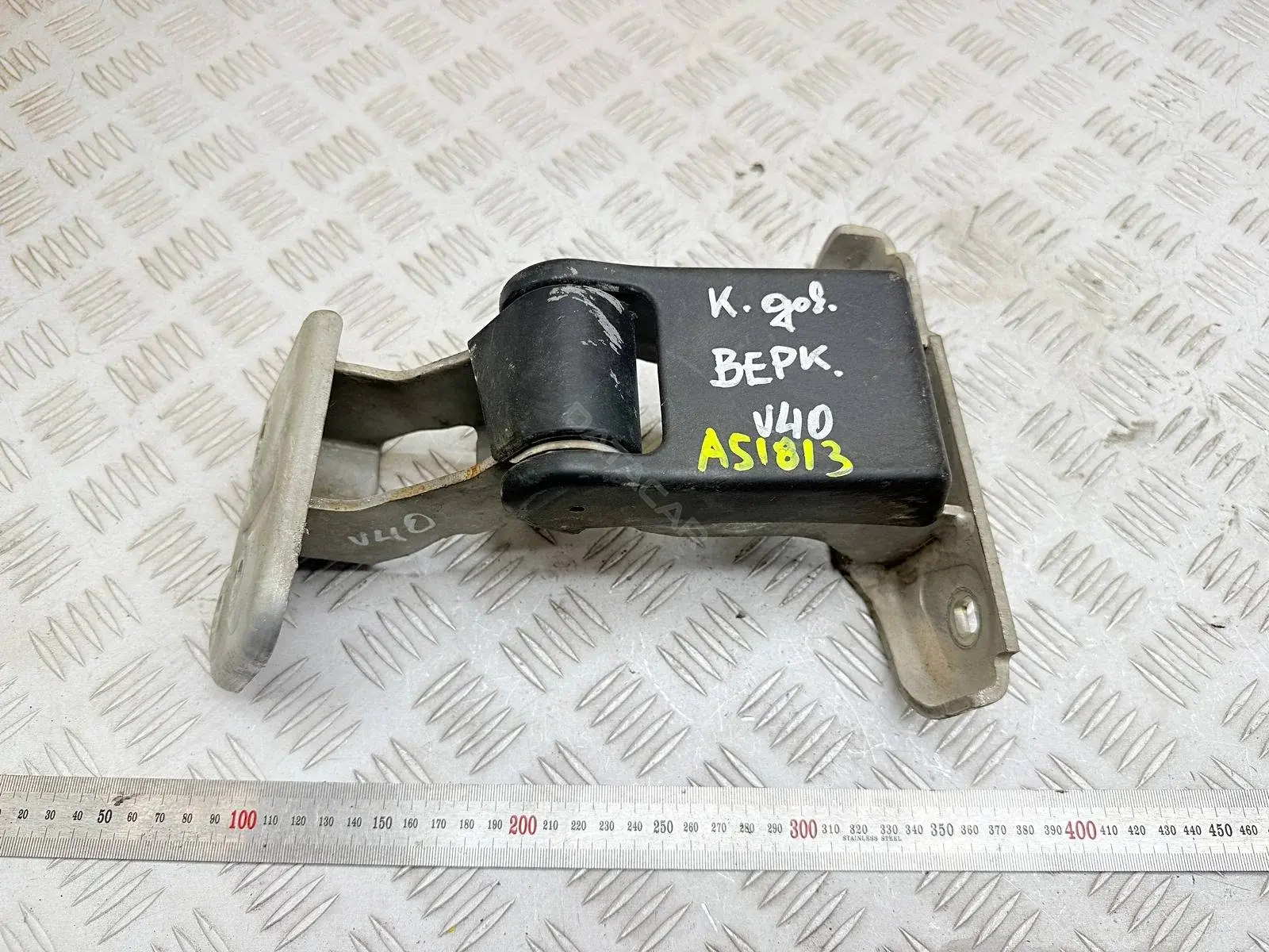 Петля двери 871780