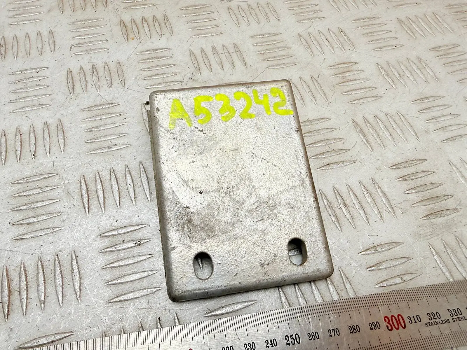 Кронштейн двигателя 888808B2