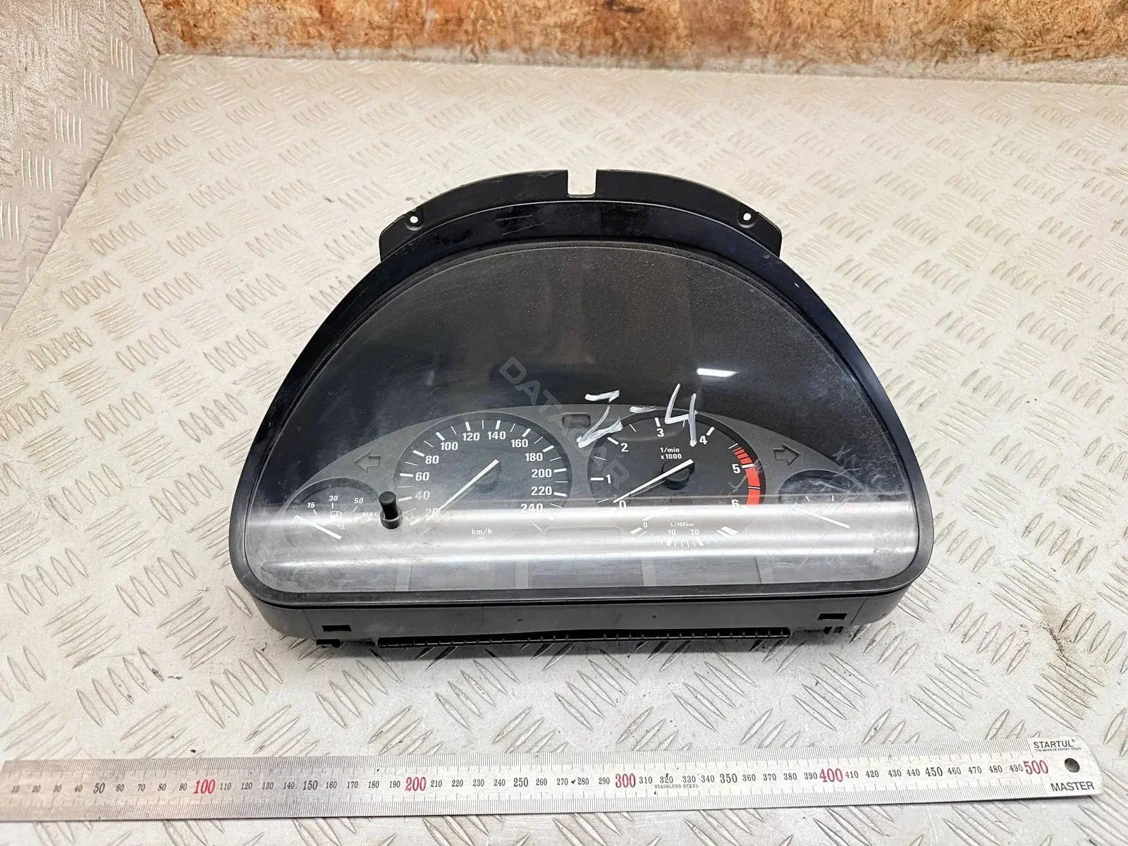 Панель приборов 110008735054, 62118381198, 87001313