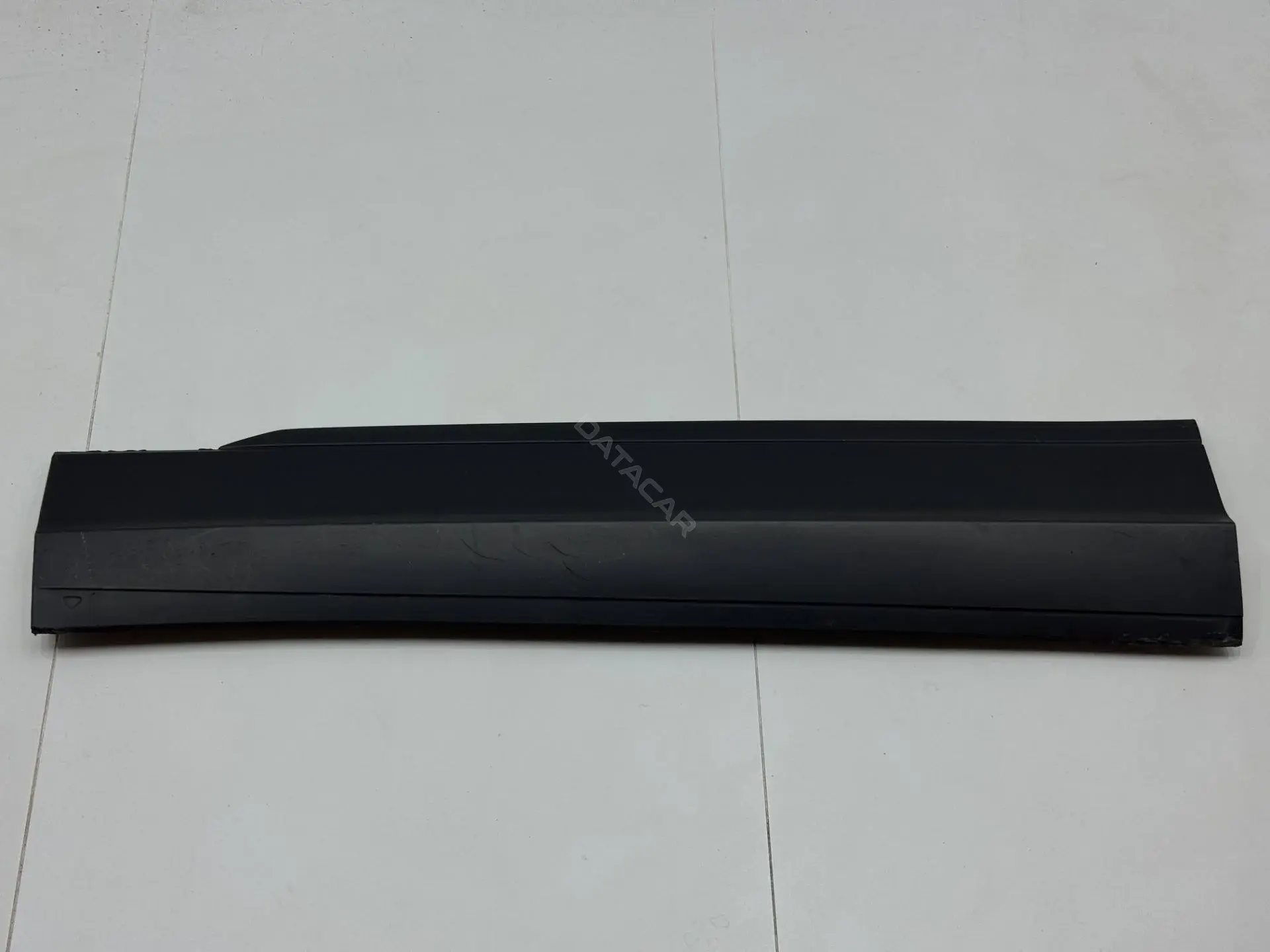 Молдинг двери 5NL854939F