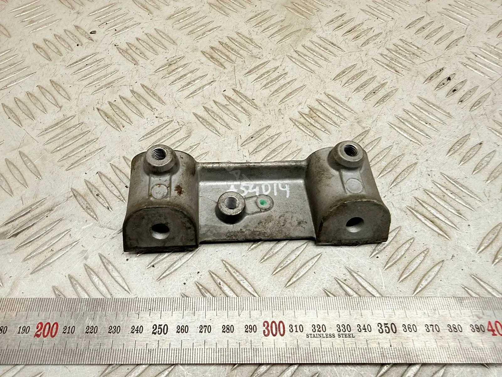 Кронштейн двигателя 4R8Q9W276AB
