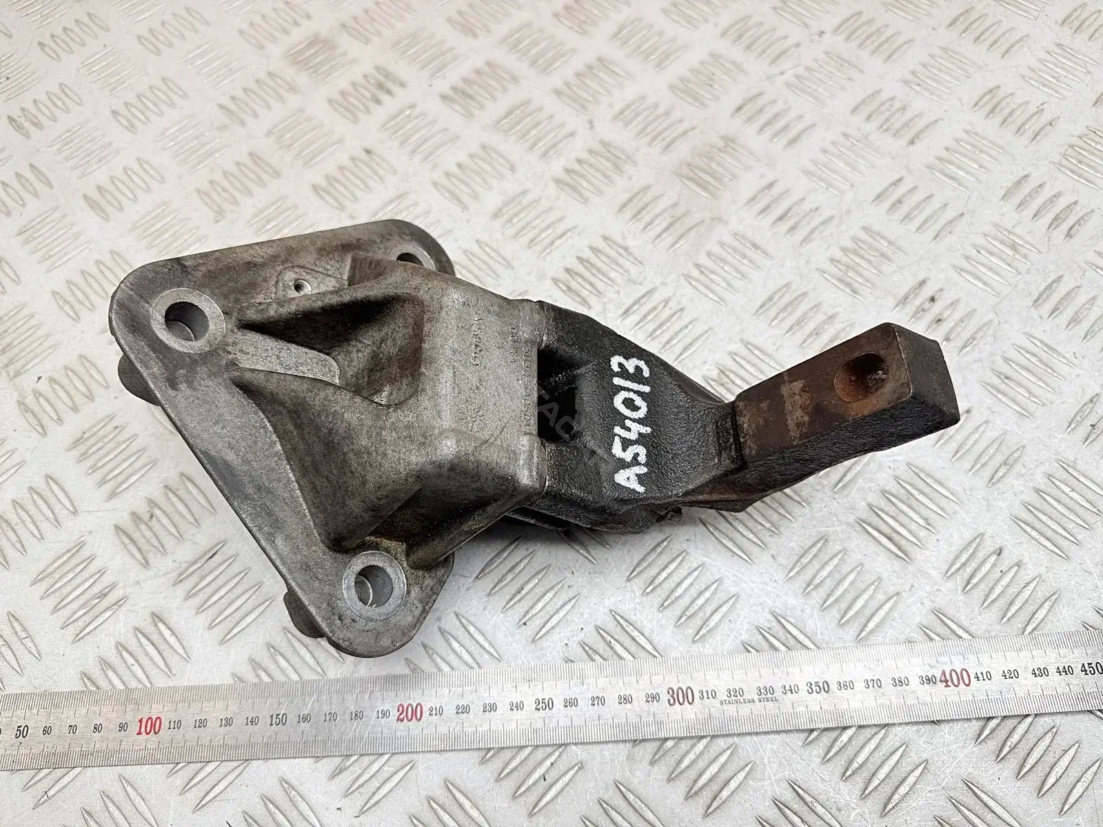 Кронштейн двигателя 5U3Q6A060AA, 9656463280