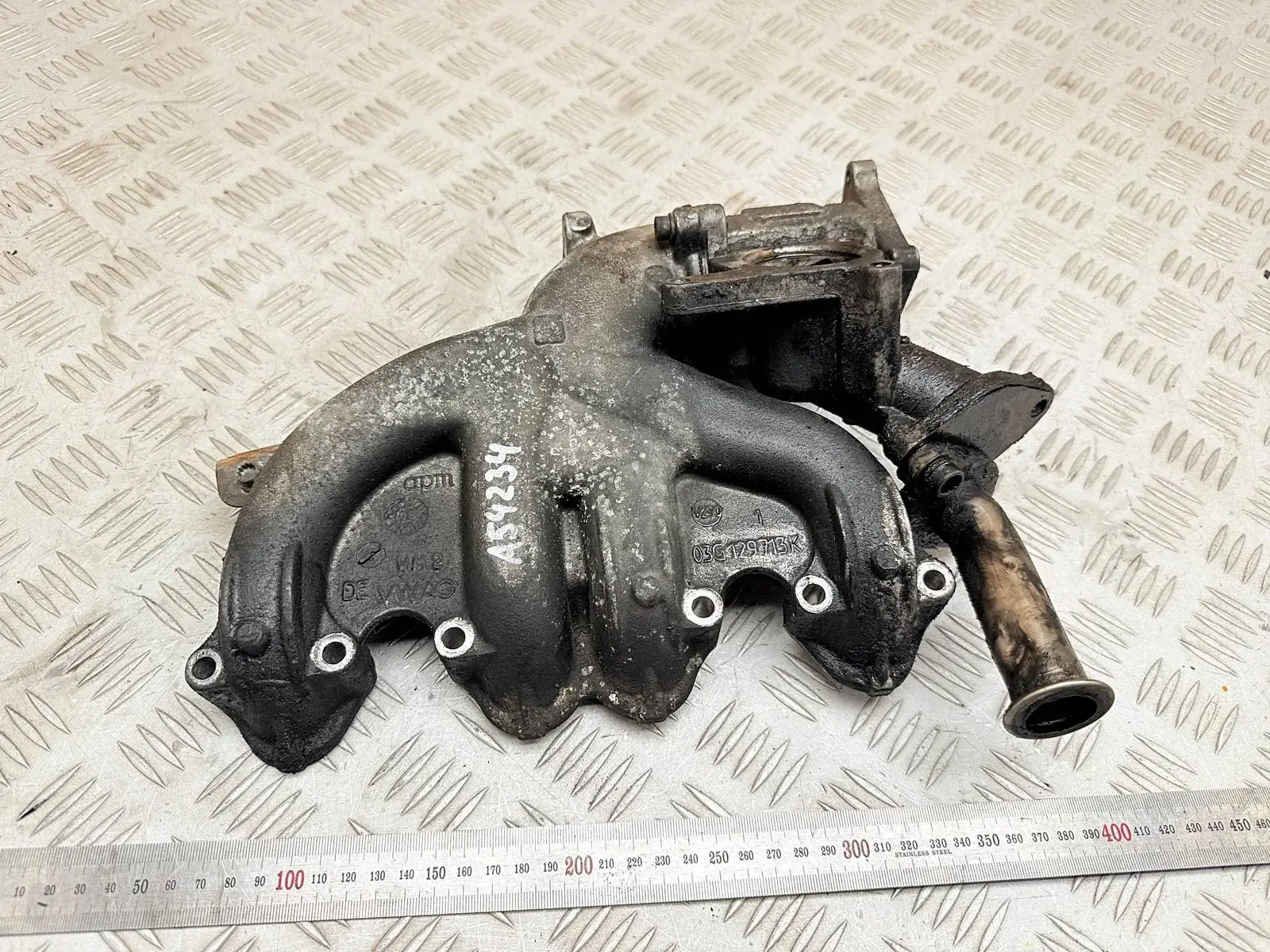 Коллектор впускной 02U90070, 03G129637A, 03G129713K