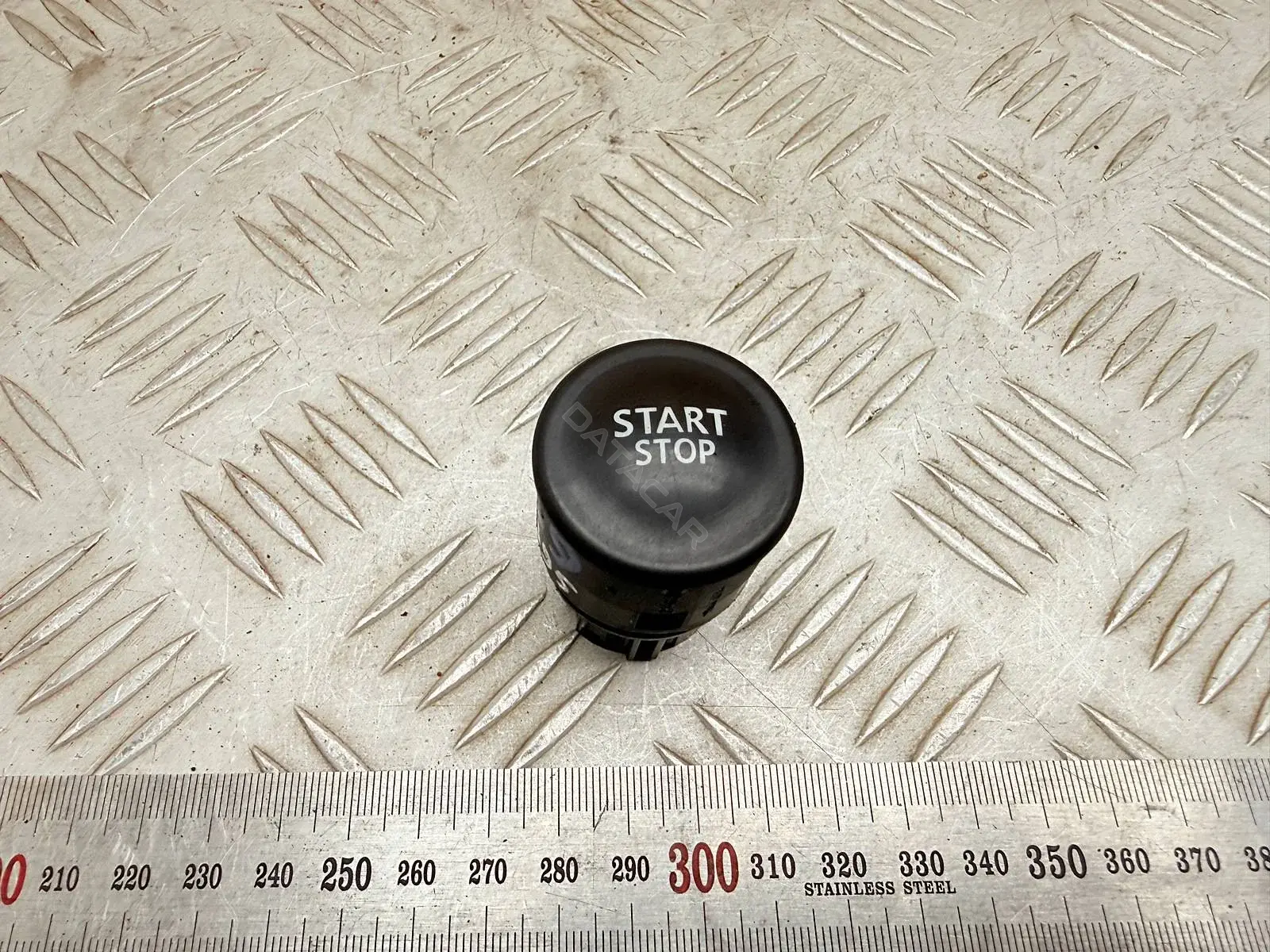 Кнопка запуска двигателя 107959A, 107959B, 1927937