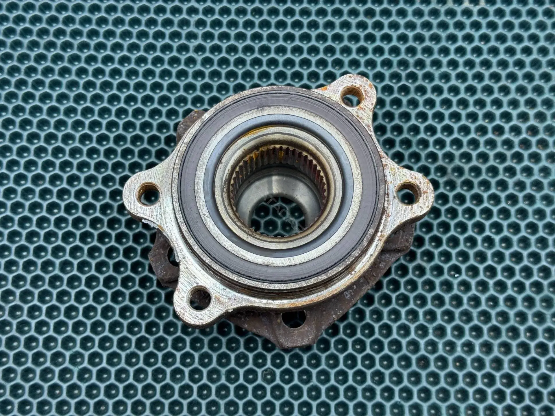 Ступица колеса 8W0407617, 95B407625, 95B407625A