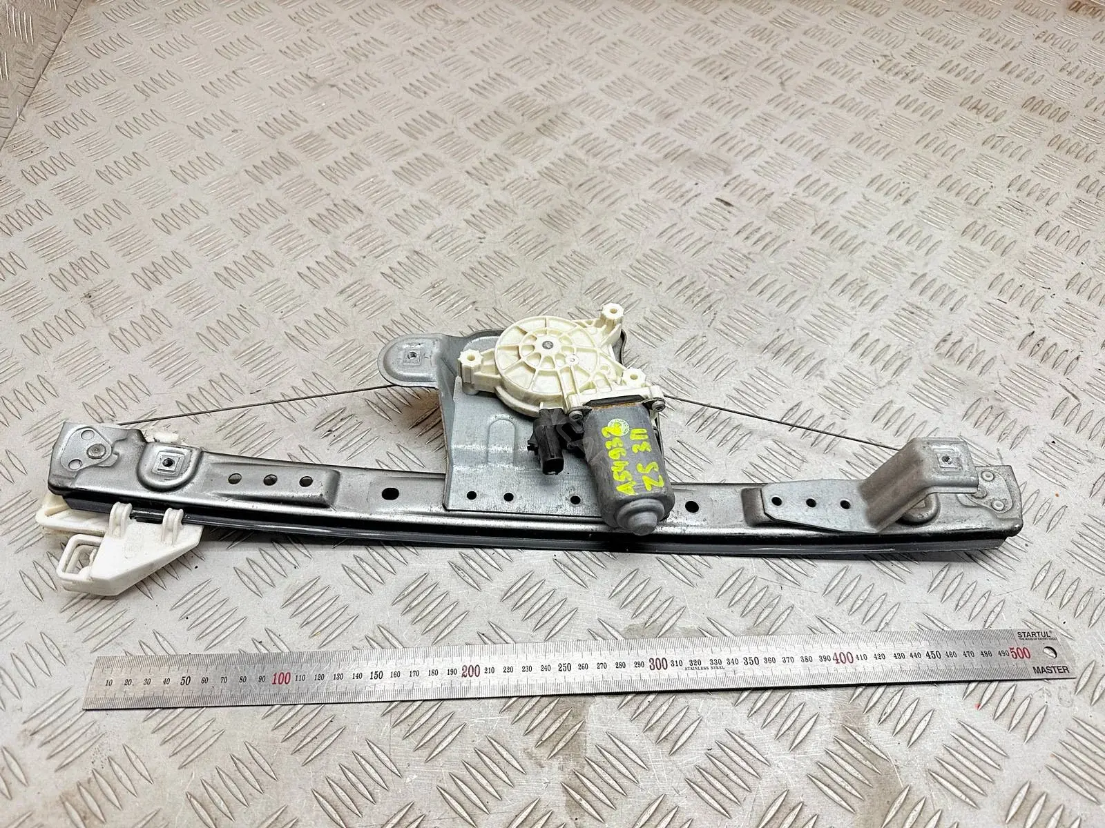 Стеклоподъемник 05020790AA