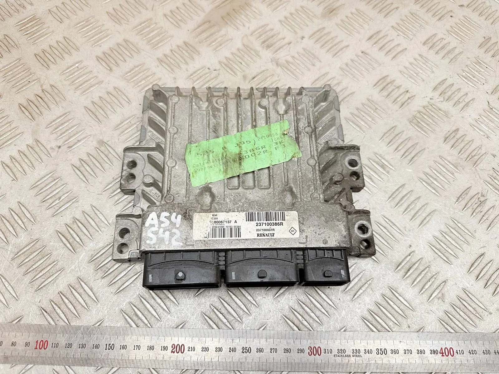 Блок управления двигателем 237100386R, S180067137A