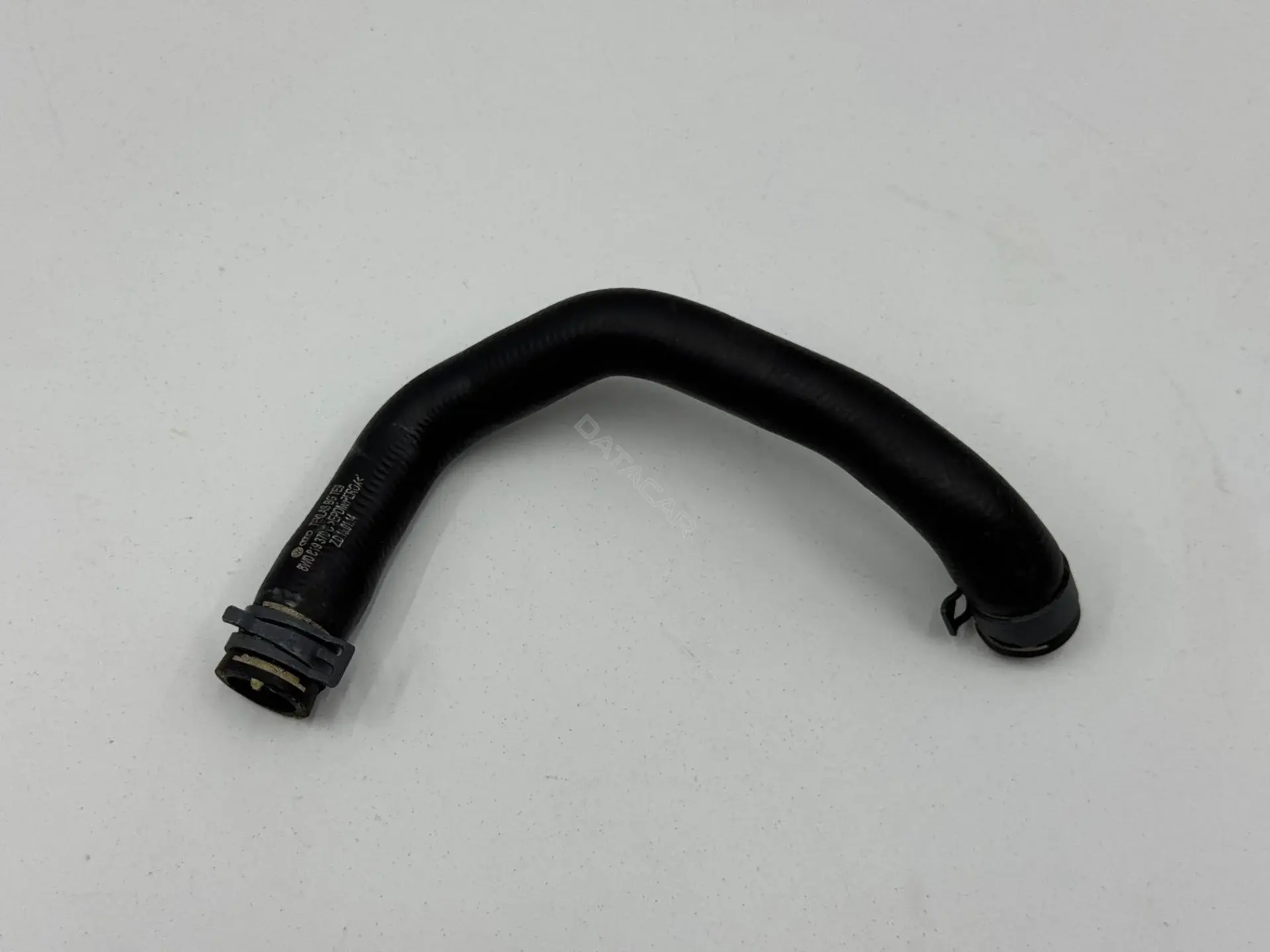 Патрубки системы охлаждения 8W0819370C