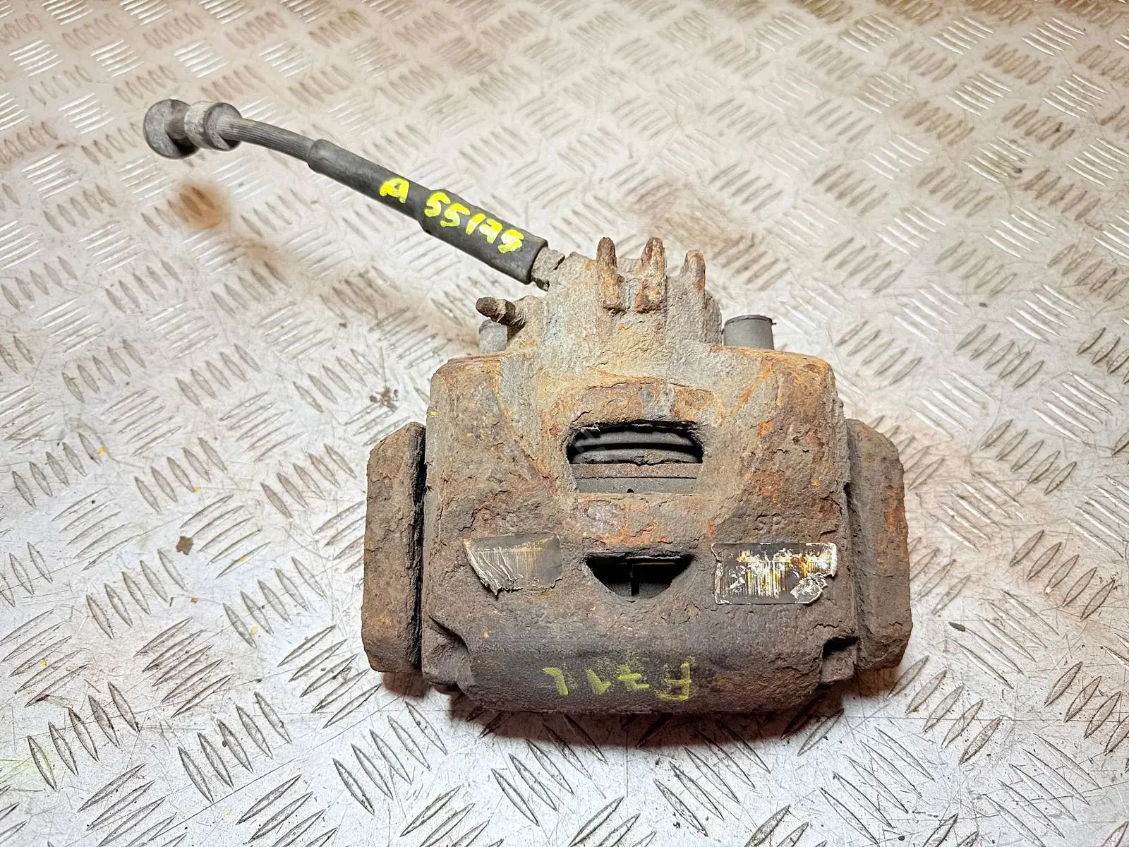 Суппорт тормозной 0986135259, 1651755380, 4400T5