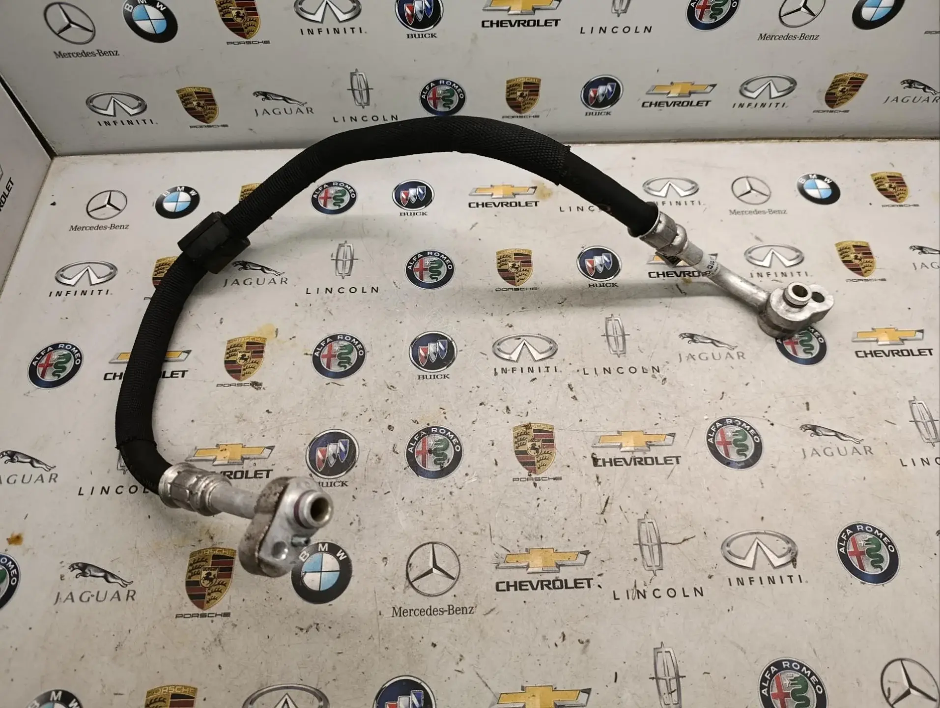 Трубка кондиционера 8W0816721A