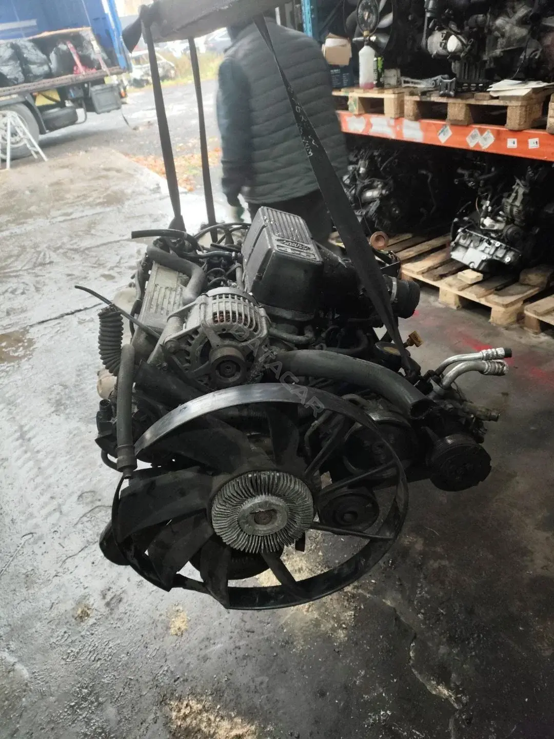Двигатель в сборе 46D