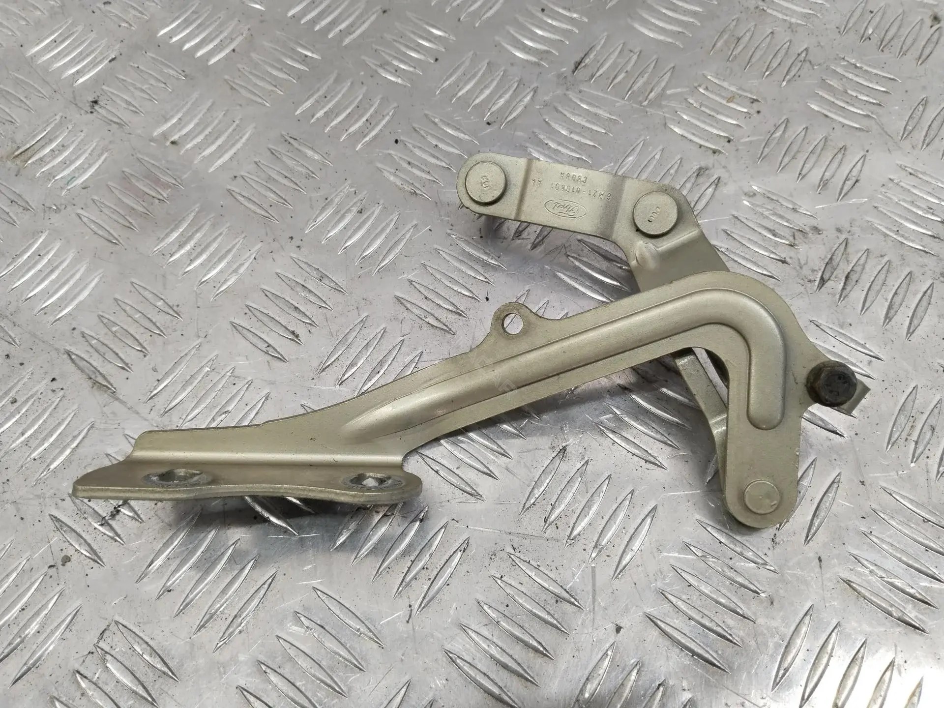 Петля капота 6M21U16801