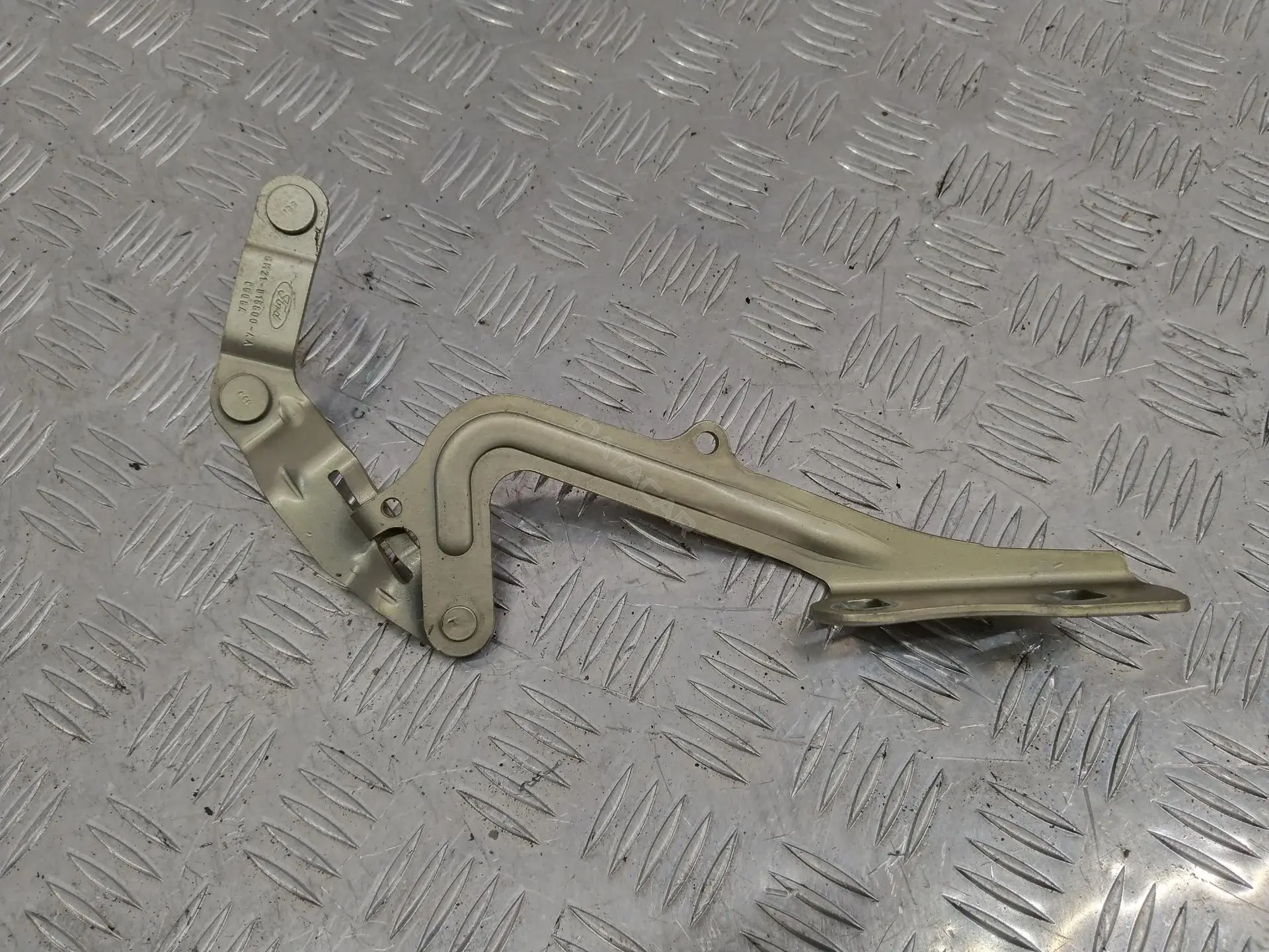 Петля капота 6M21U16800