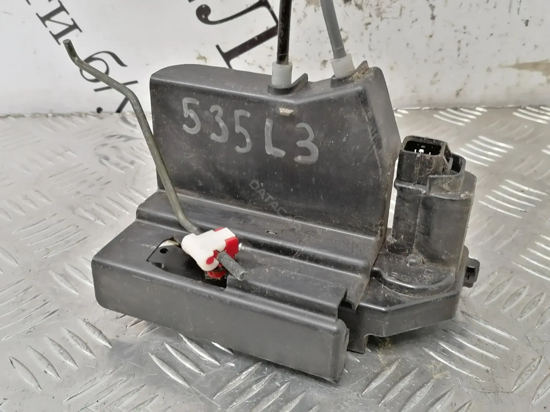 Замок двери 7131021004