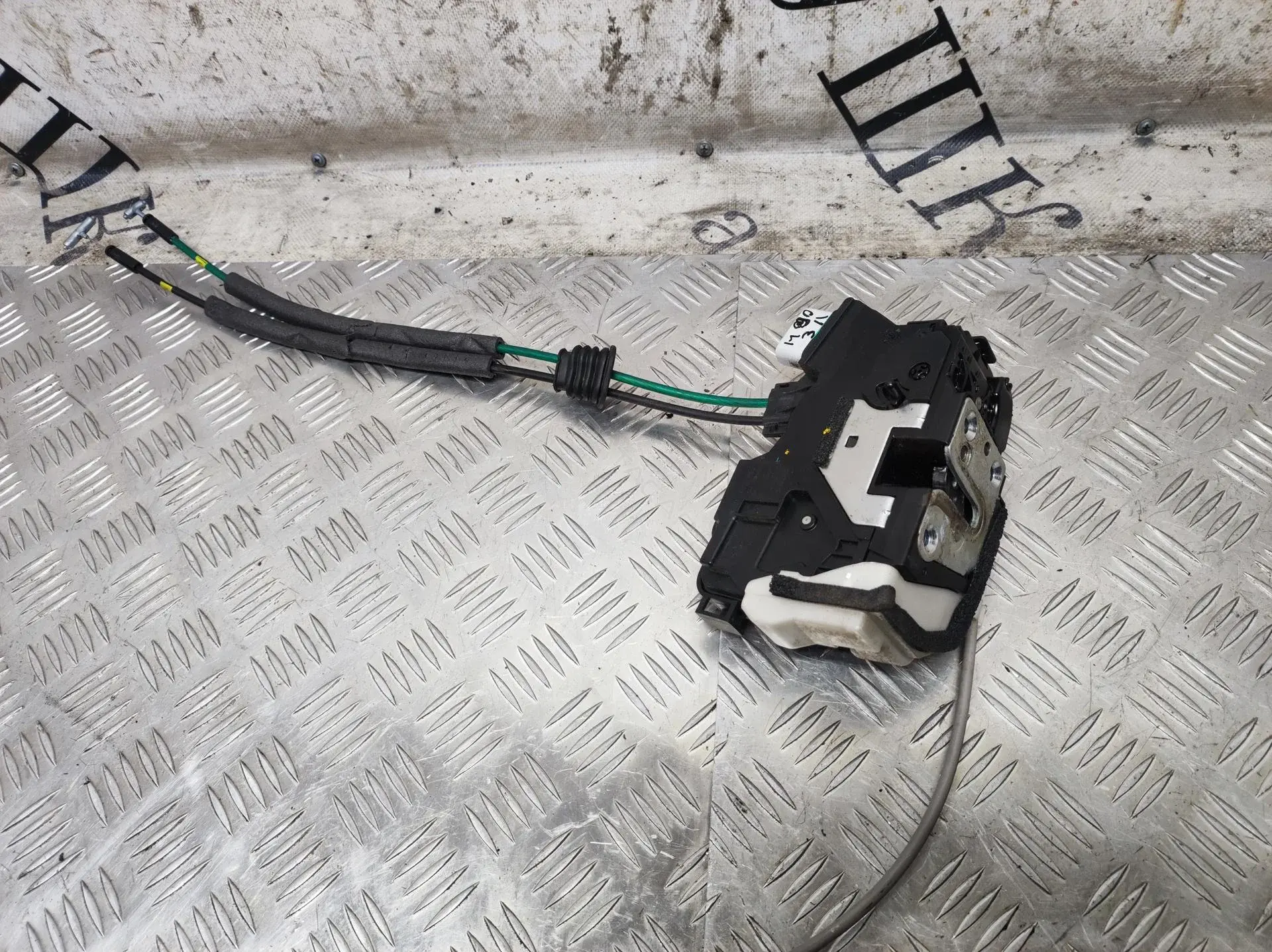 Замок двери 81410C5000
