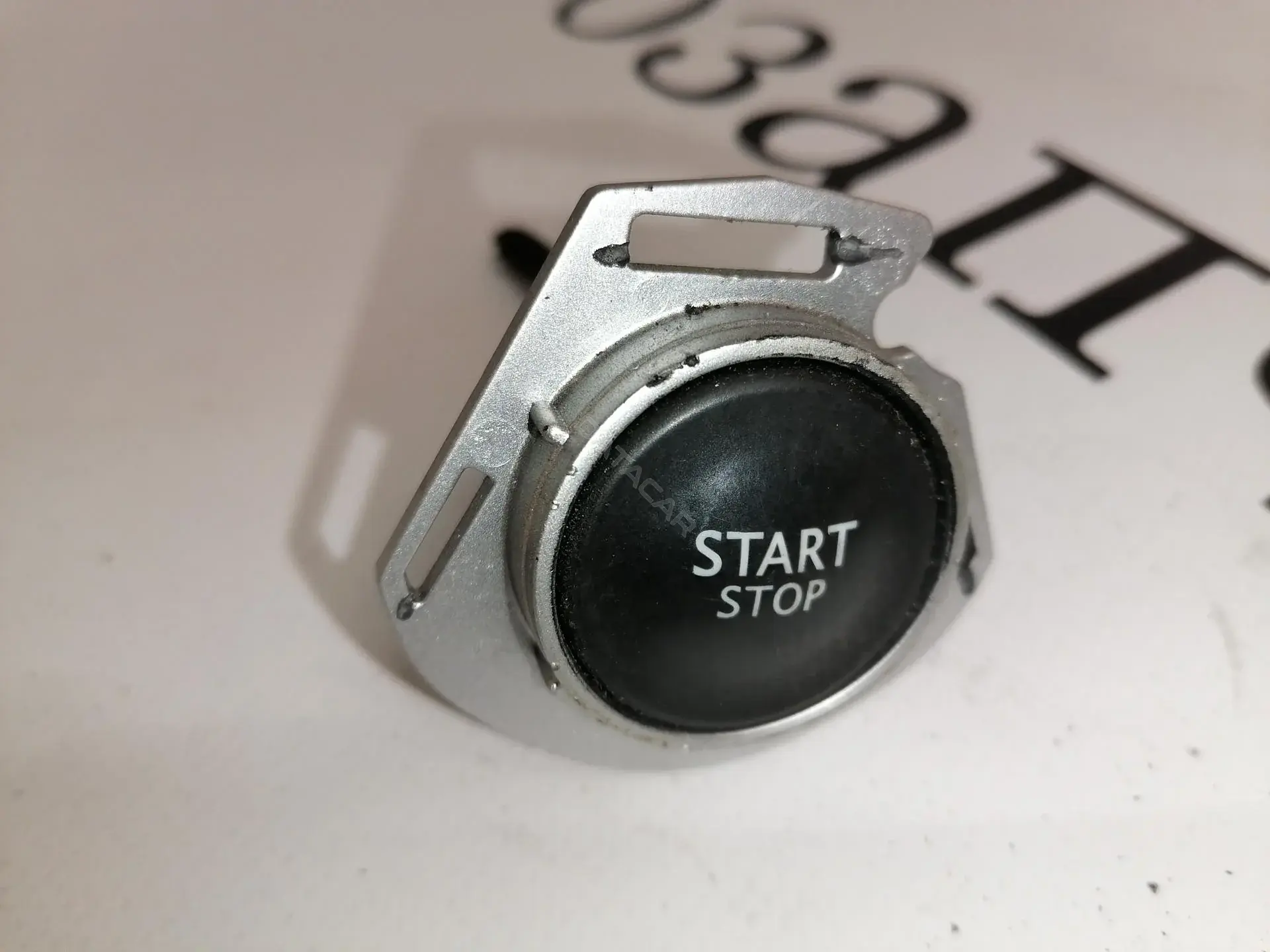 Кнопка запуска двигателя 251503211R, 251506978R
