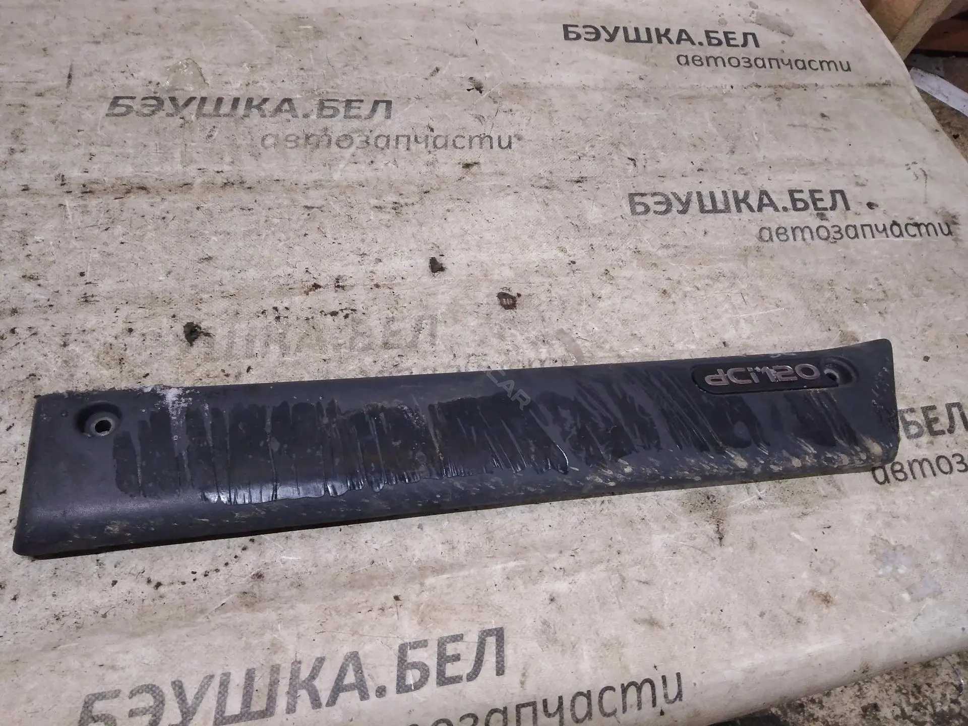 Молдинг двери 7701692581