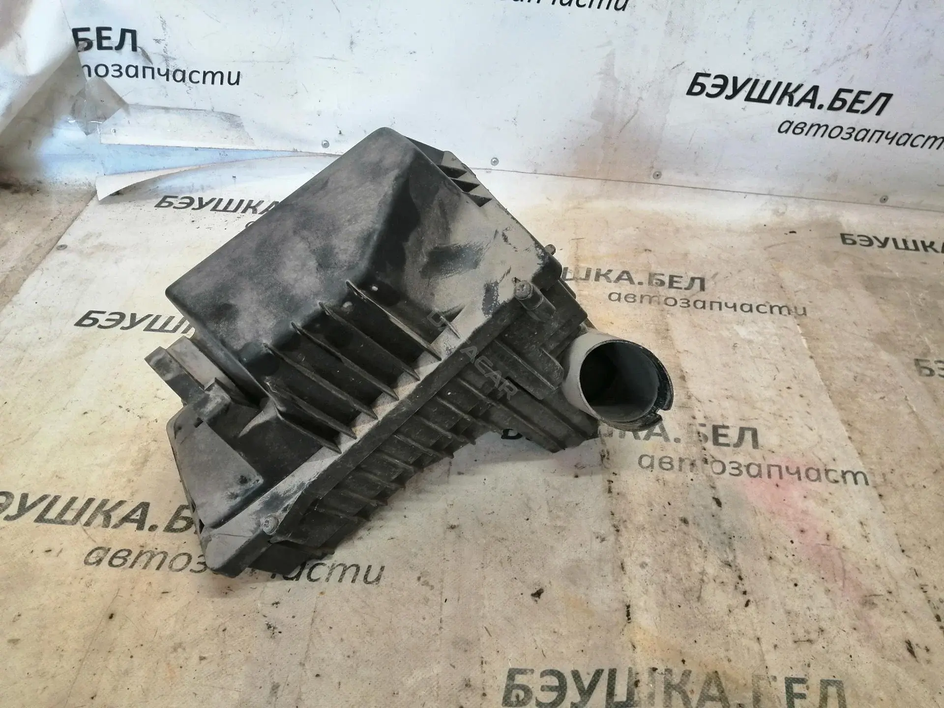 Корпус воздушного фильтра 1427K4, B13CR0285, FA212NY