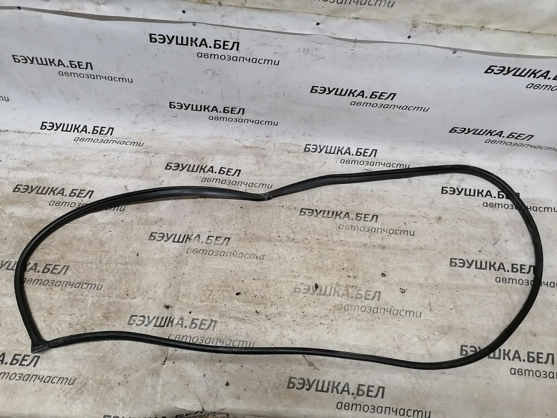 Уплотнитель двери P965039