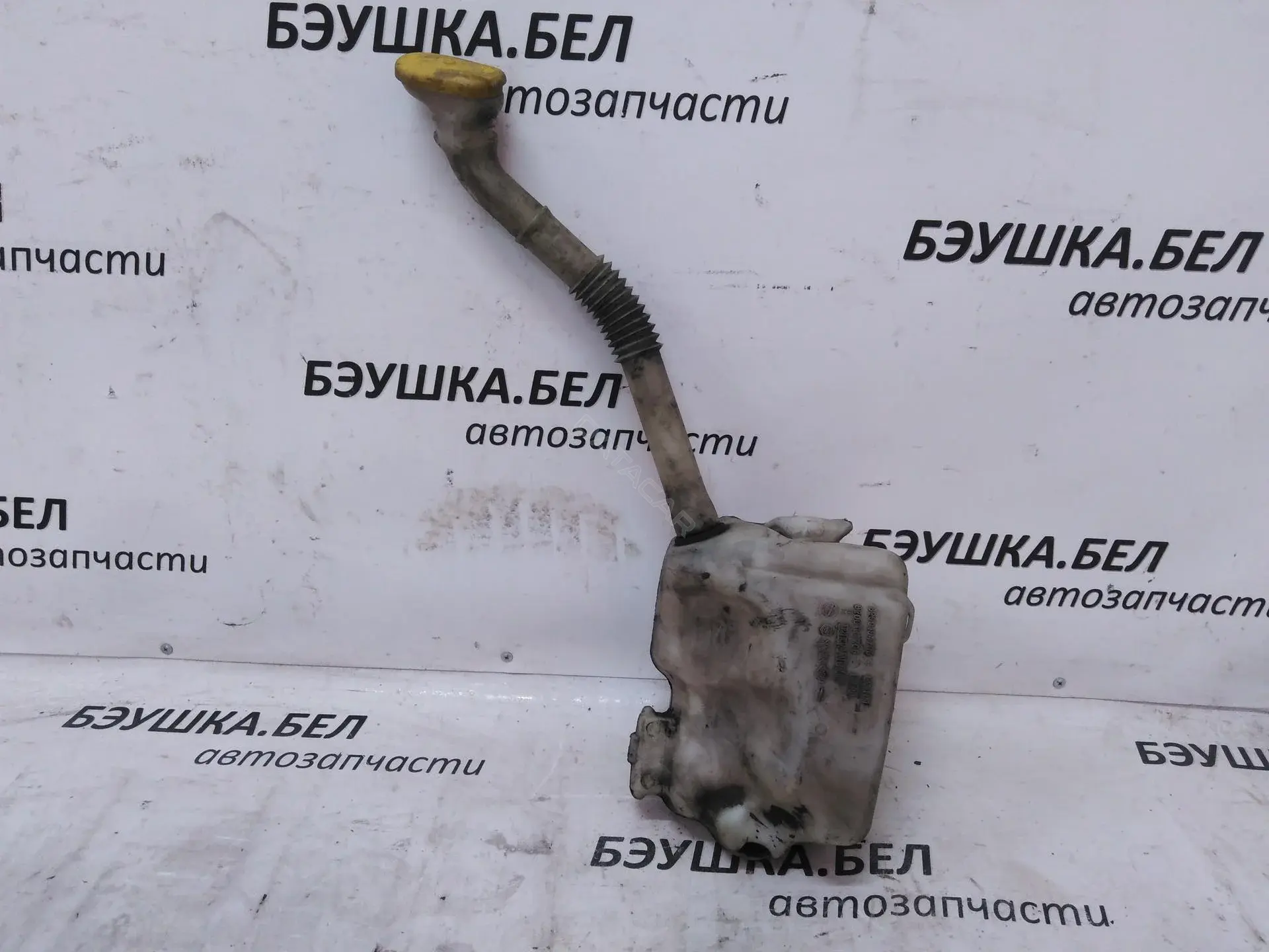 Бачок омывателя 8200104705D