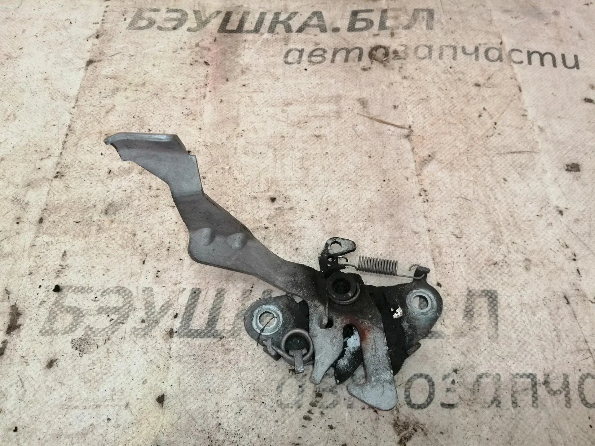 Замок капота 793452