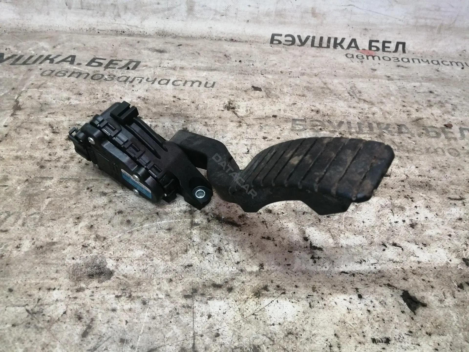 Педаль газа 180050001R